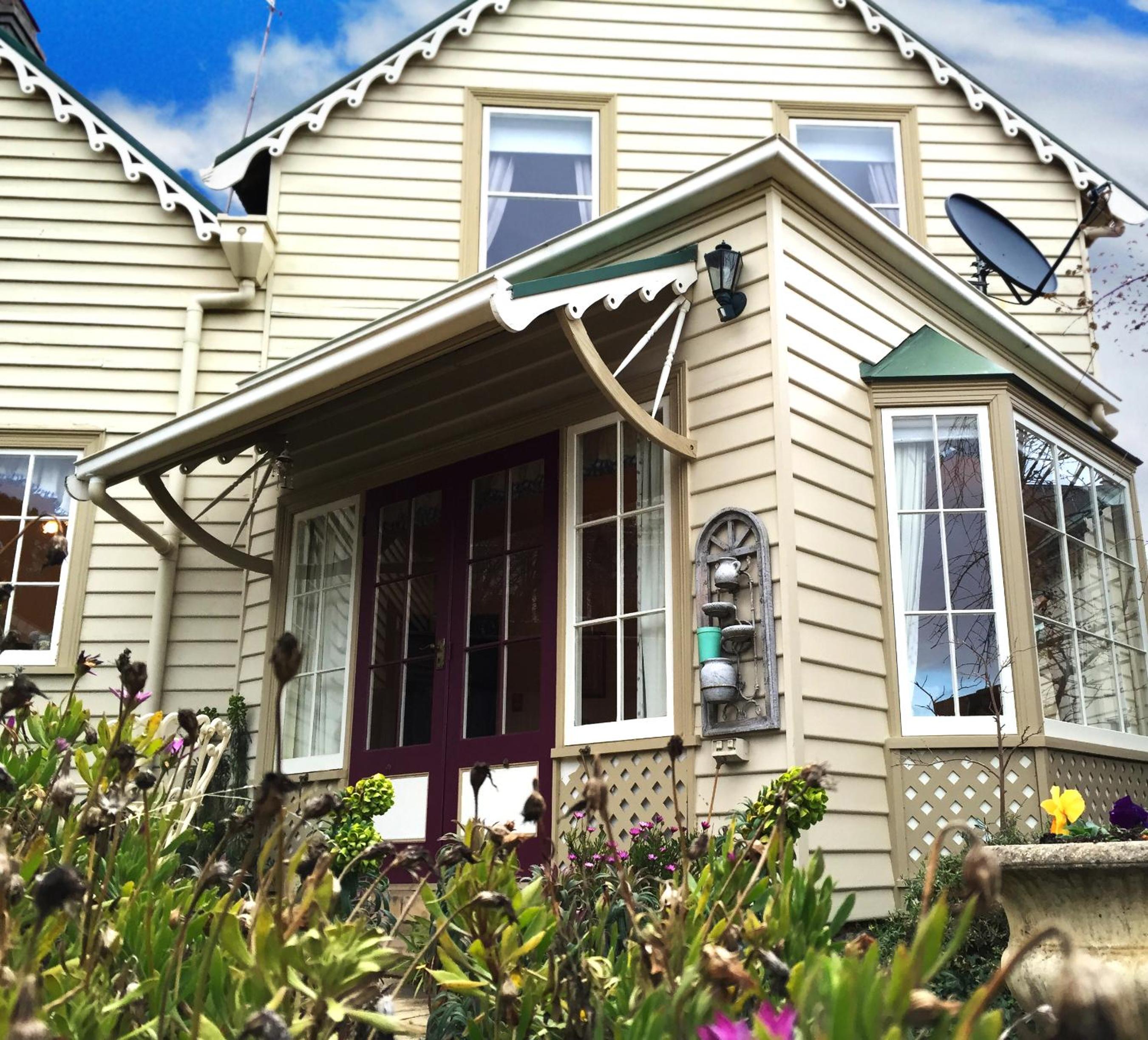 Ellie's Place on City Park