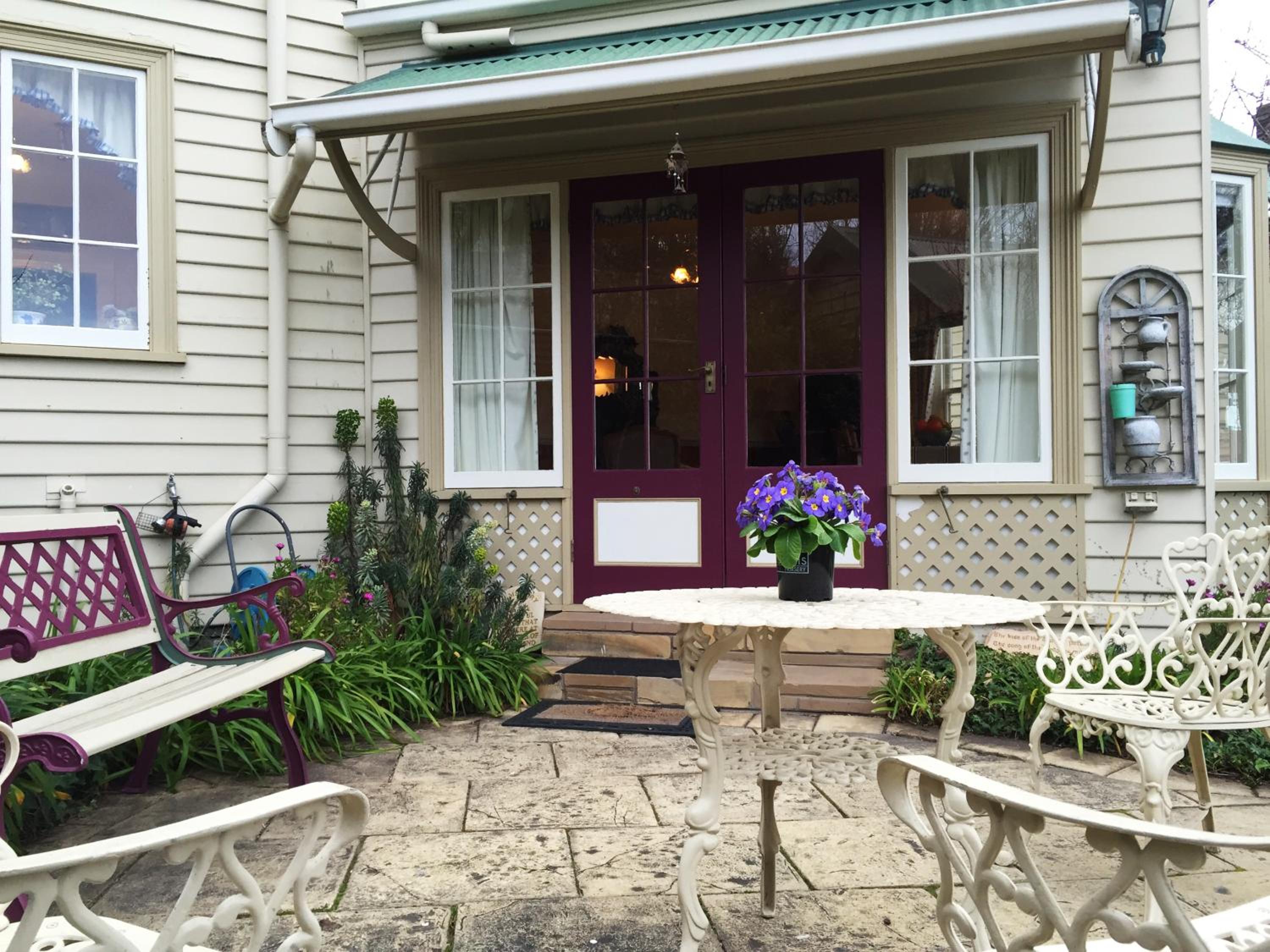 Ellie's Place on City Park