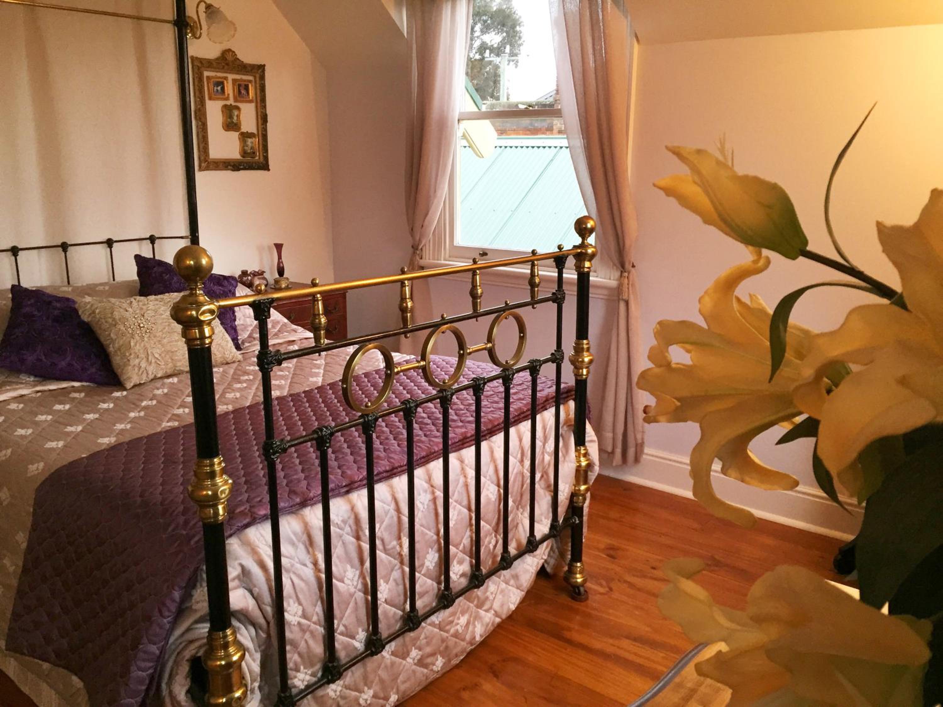 Ellie's Place on City Park
