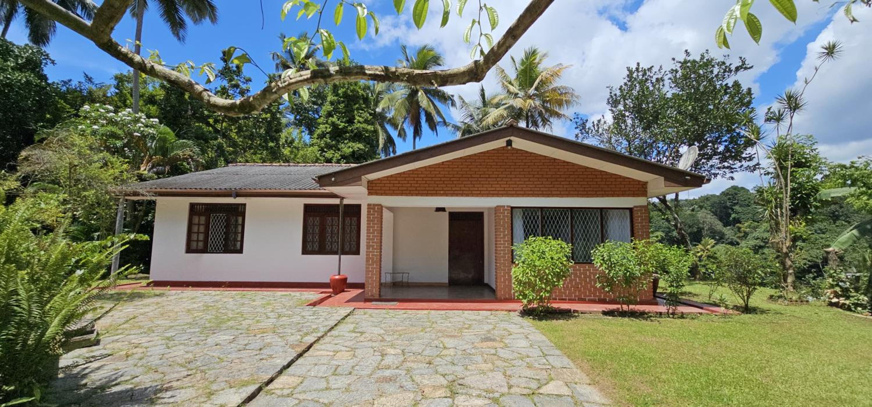 Kandy Nutmeg Villa view 4