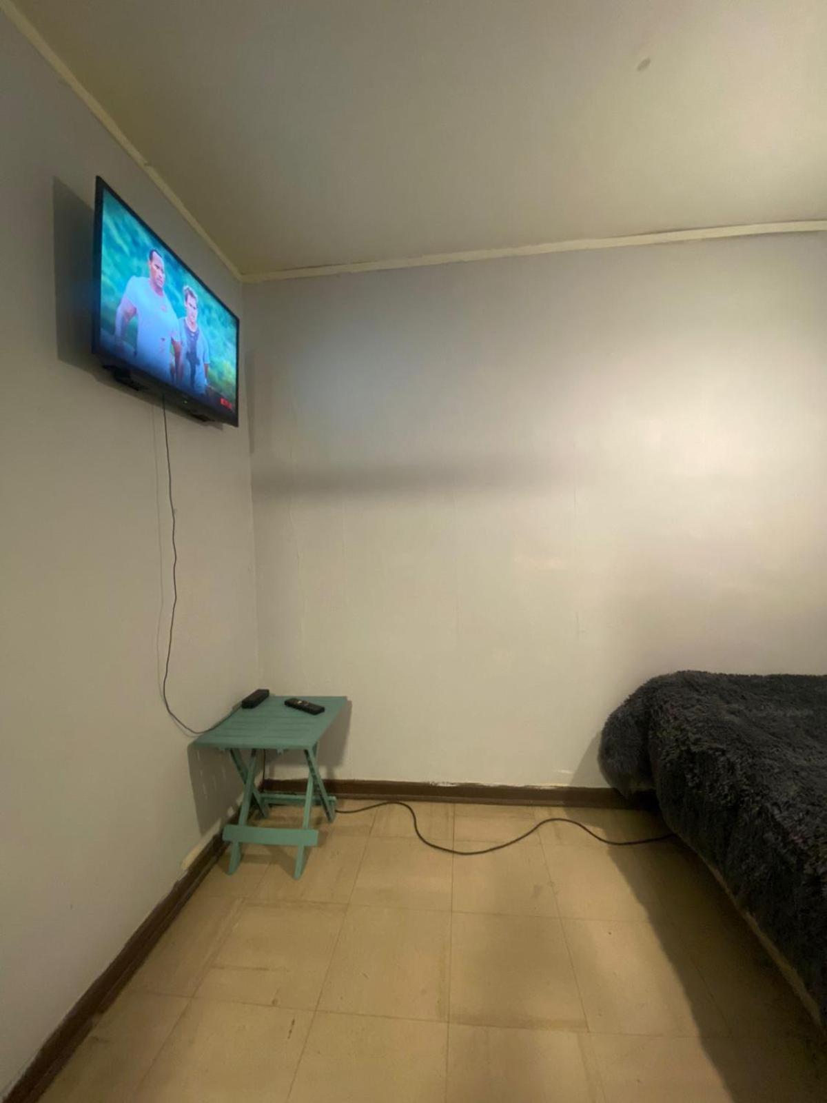 Hermosa y Cómoda Habitación en Las Condes para 1 persona/ Estacionamiento