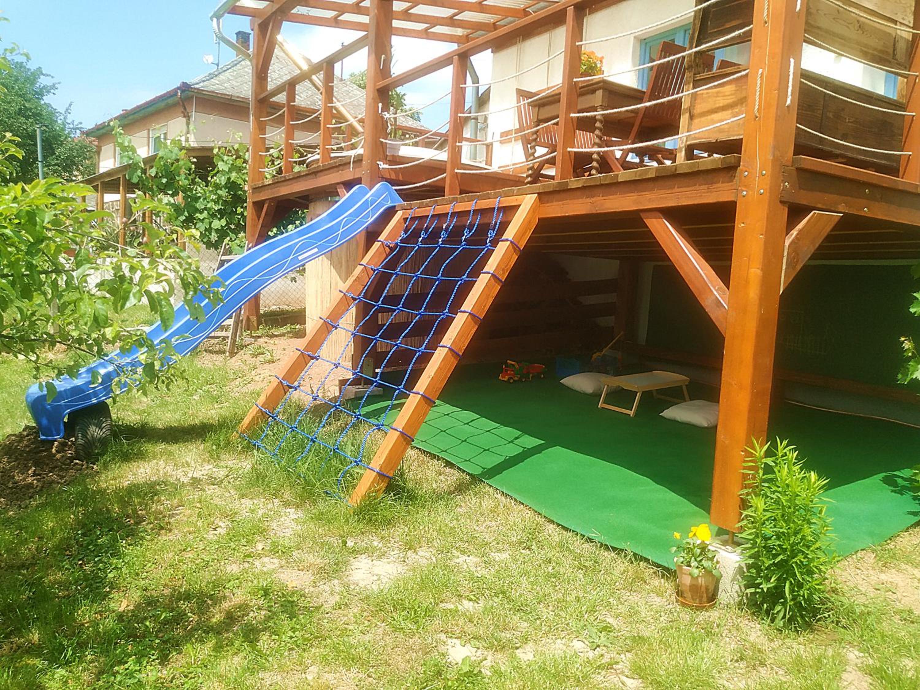 Kék Rigó Dézsafürdős Vendégház