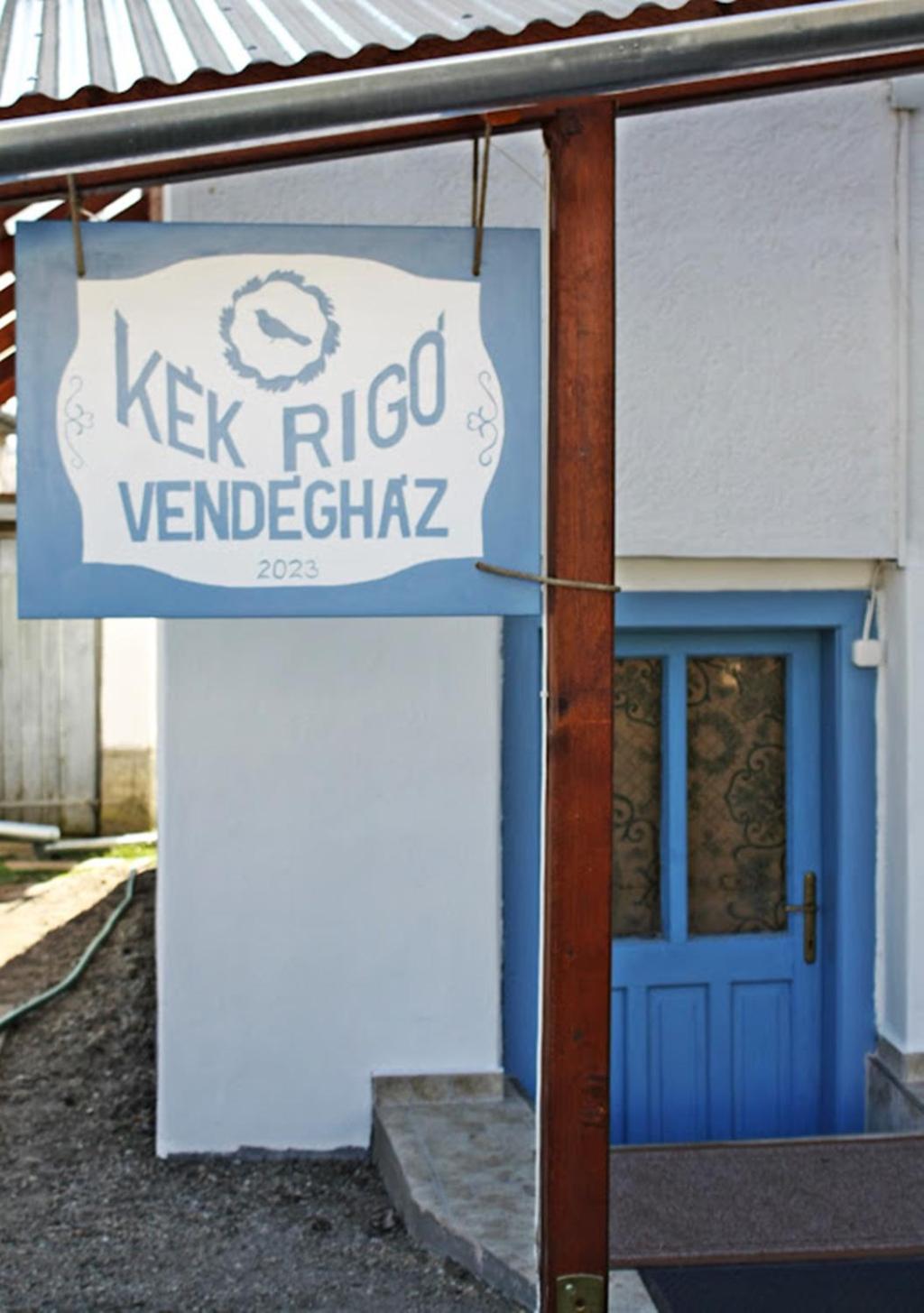 Kék Rigó Dézsafürdős Vendégház