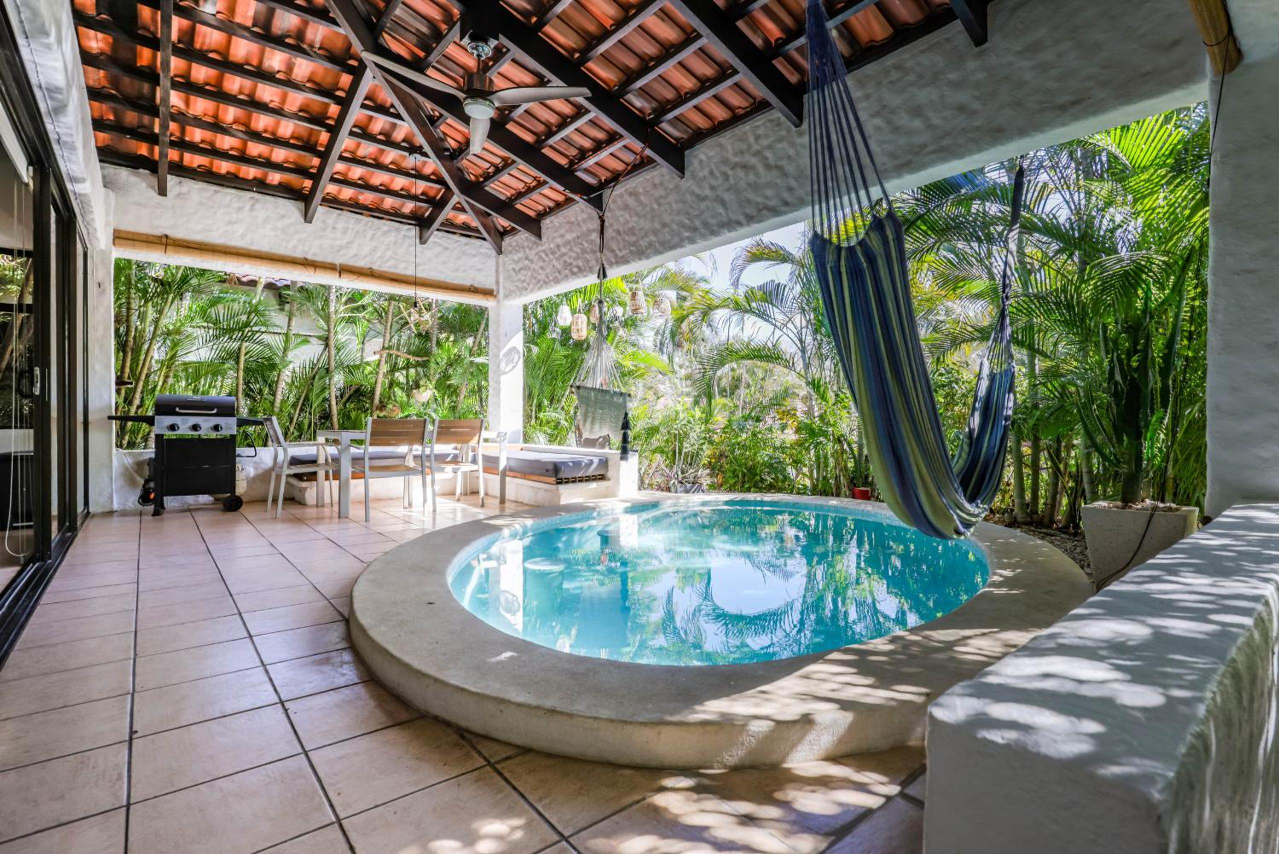 Peaceful Garden Villa