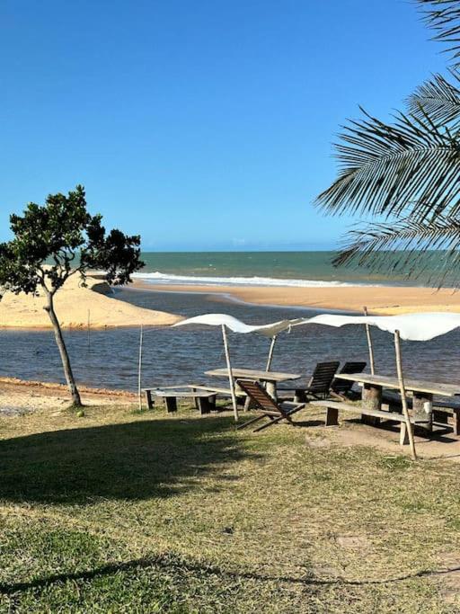 Falésia House Cumuruxatiba - pé na areia