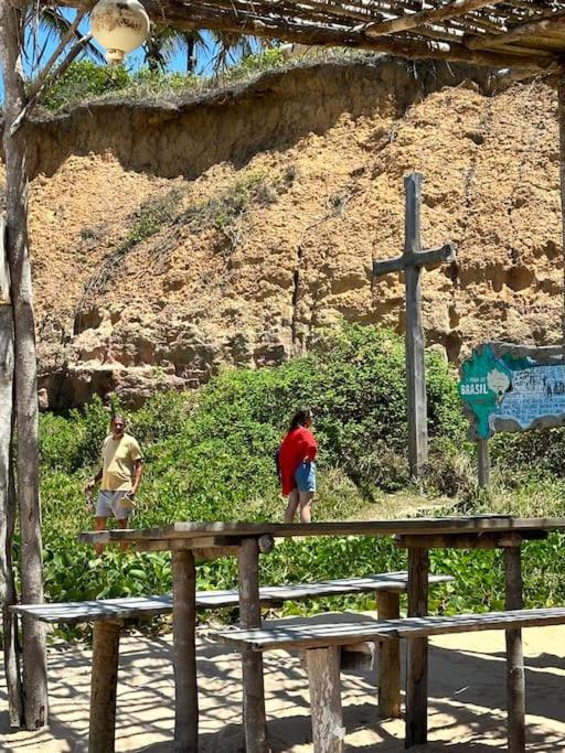 Falésia House Cumuruxatiba - pé na areia