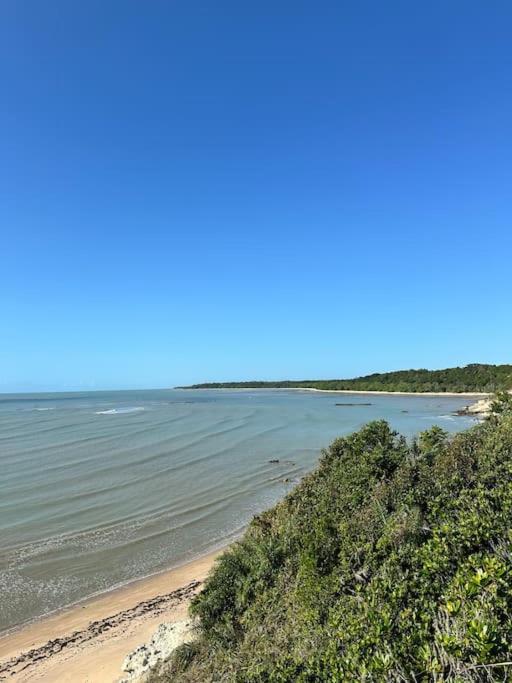 Falésia House Cumuruxatiba - pé na areia