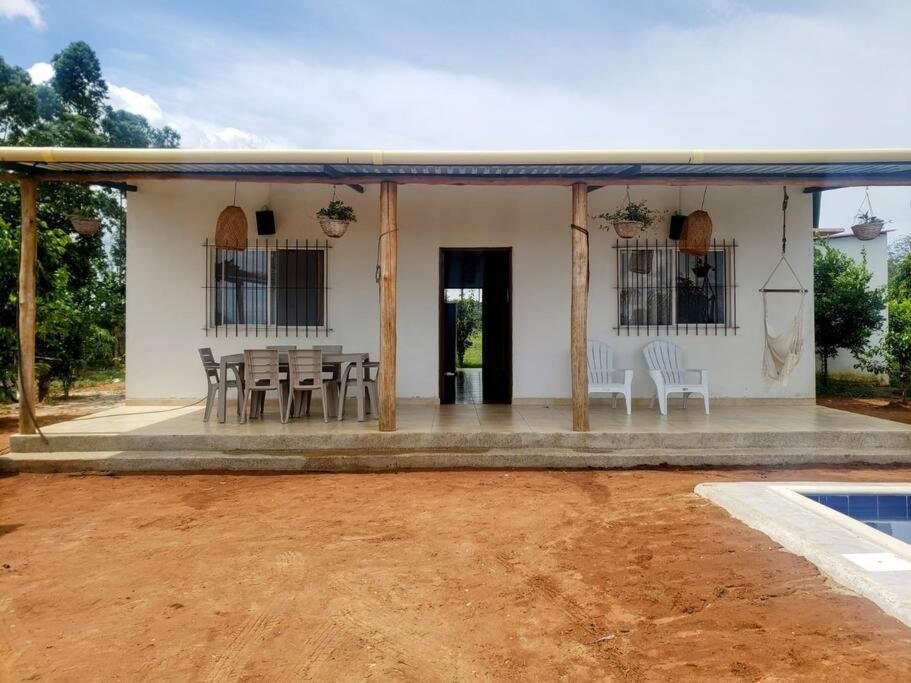 Hermosa casa campestre en Villanueva