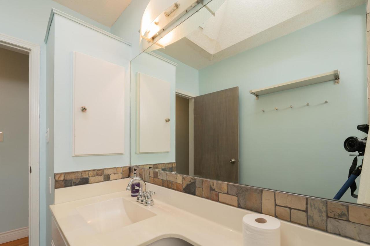 3 Bedroom house in Banff Trail, near UoC and TransCanada
