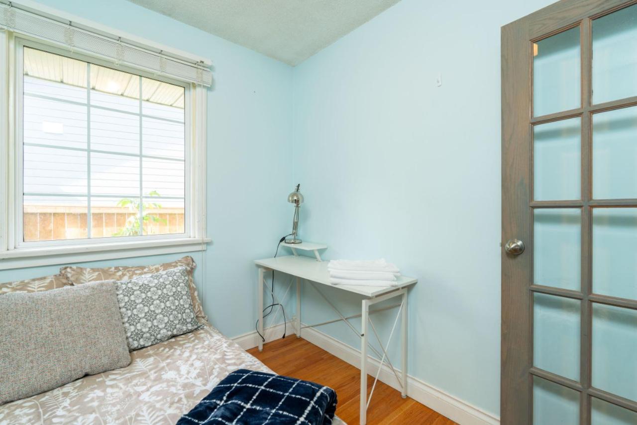 3 Bedroom house in Banff Trail, near UoC and TransCanada