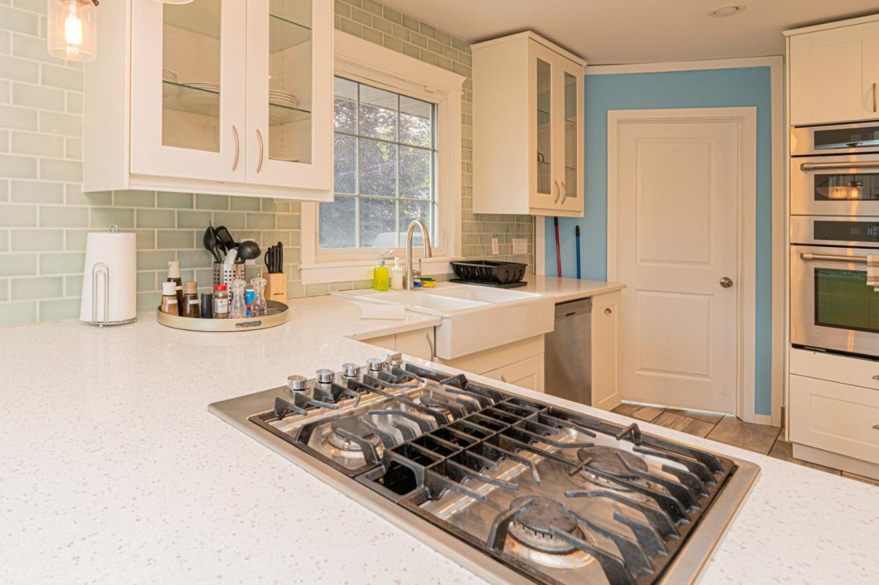3 Bedroom house in Banff Trail, near UoC and TransCanada