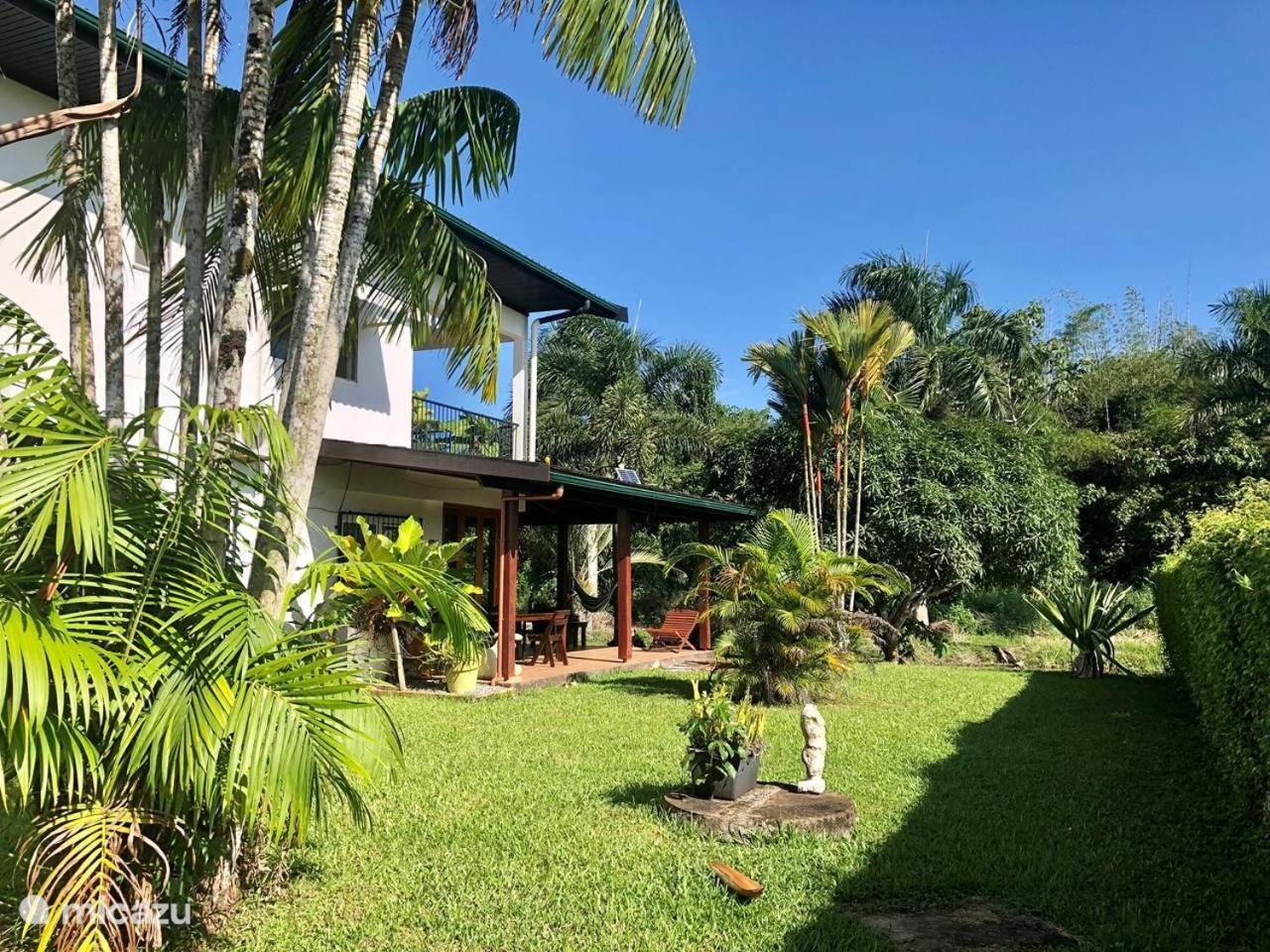 Villa Nieuw Amsterdam Suriname