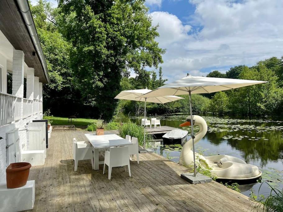 Seehaus mit Kamin und Hot Tub en Krefeld — balance & terrace