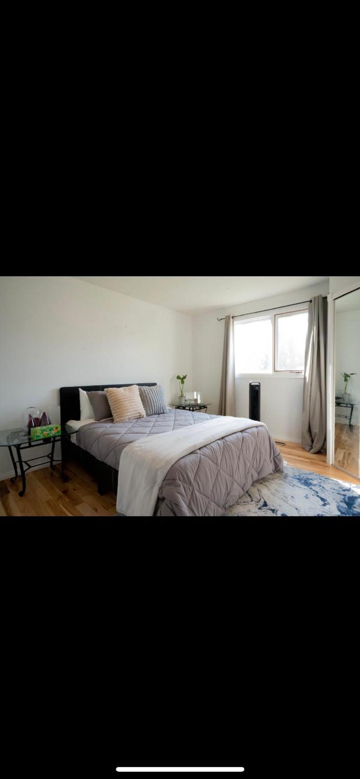 Leduc Vacations - GI Cozy nestled home - Property Image 4