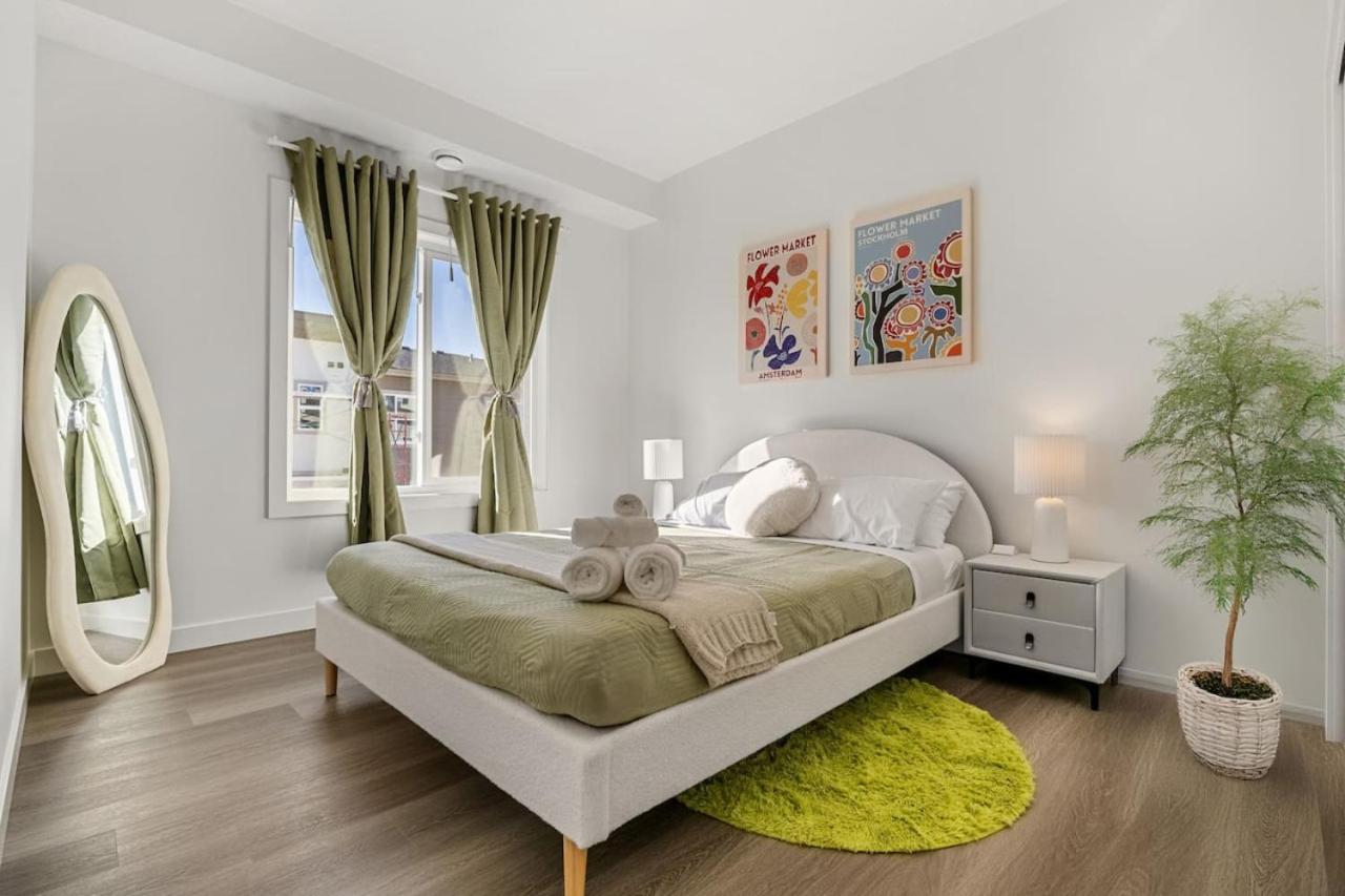 Aspen - Town House with 2 Bedrooms, Garage Parking, AC & More!