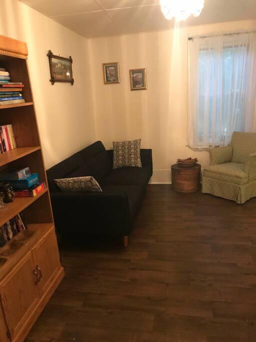 Belleville Vacations - Charming Farmhouse in the City, Near Wine Country - Property Image 28