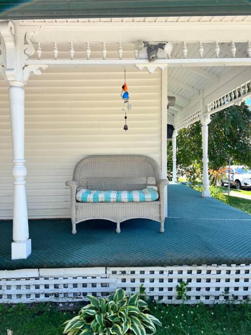 Belleville Vacations - Charming Farmhouse in the City, Near Wine Country - Property Image 25