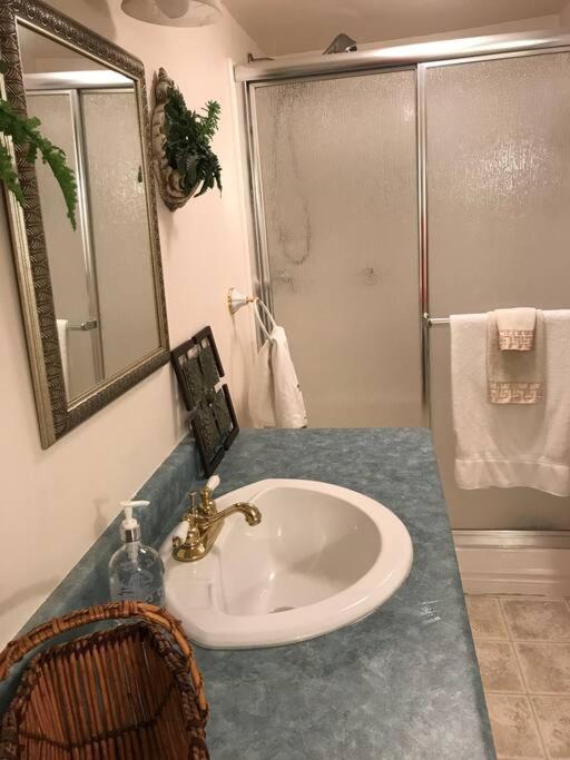 Belleville Vacations - Charming Farmhouse in the City, Near Wine Country - Property Image 23