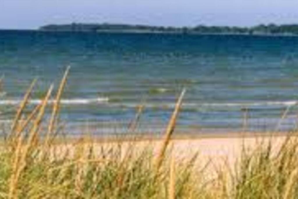 Belleville Vacations - Charming Farmhouse in the City, Near Wine Country - Property Image 2