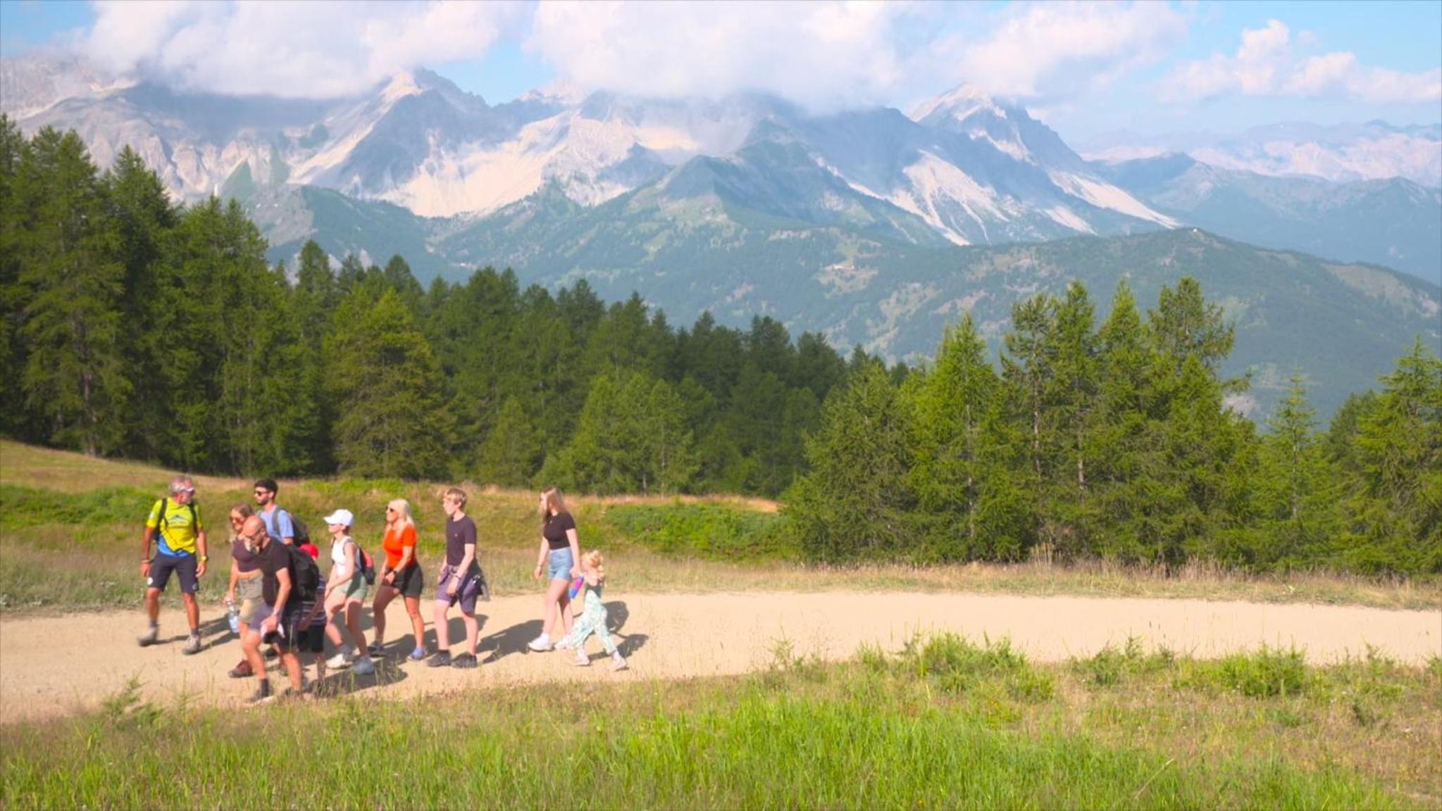 Hideaway Apartments - Ski Sauze d'Oulx and the Via Lattea