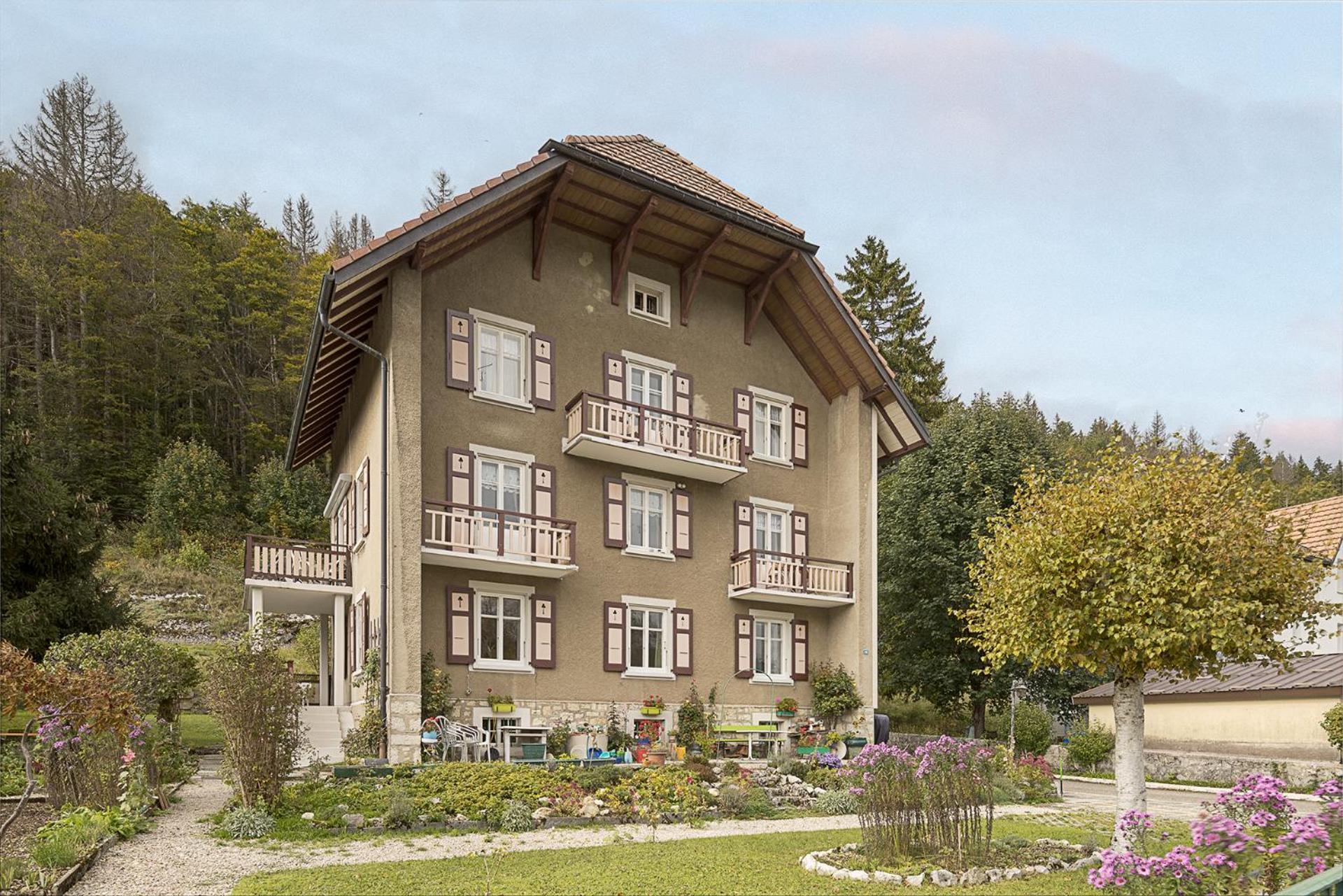 Le bananier sur le lac avec terrasse et parking privé