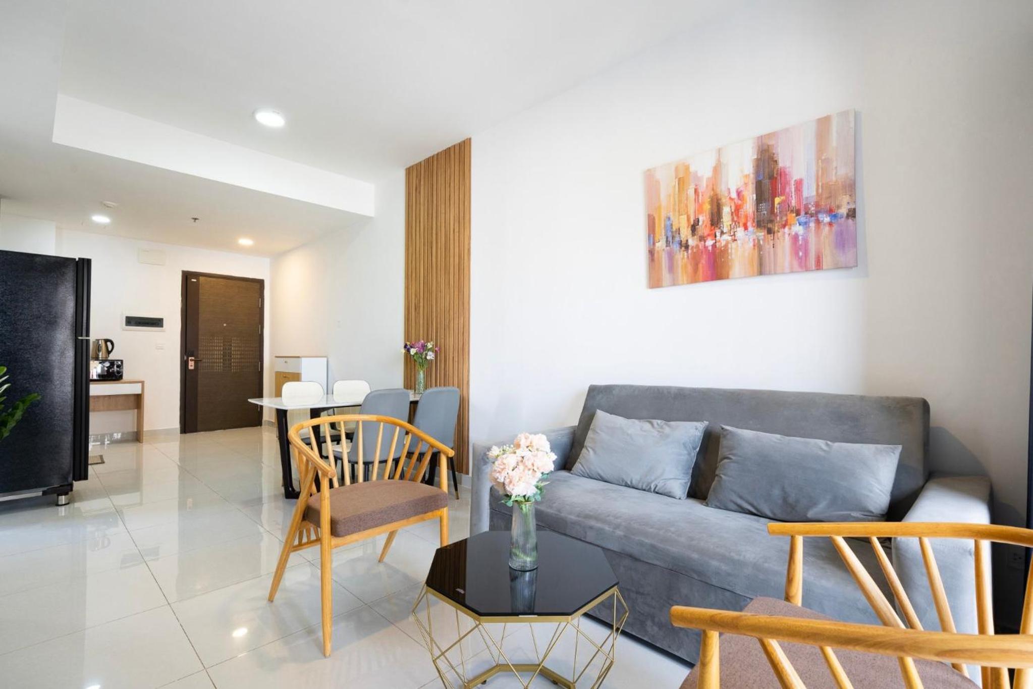 City center 2 bedrooms apart