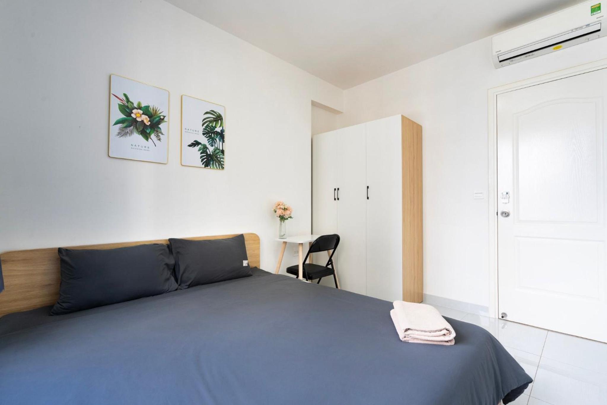 City center 2 bedrooms apart