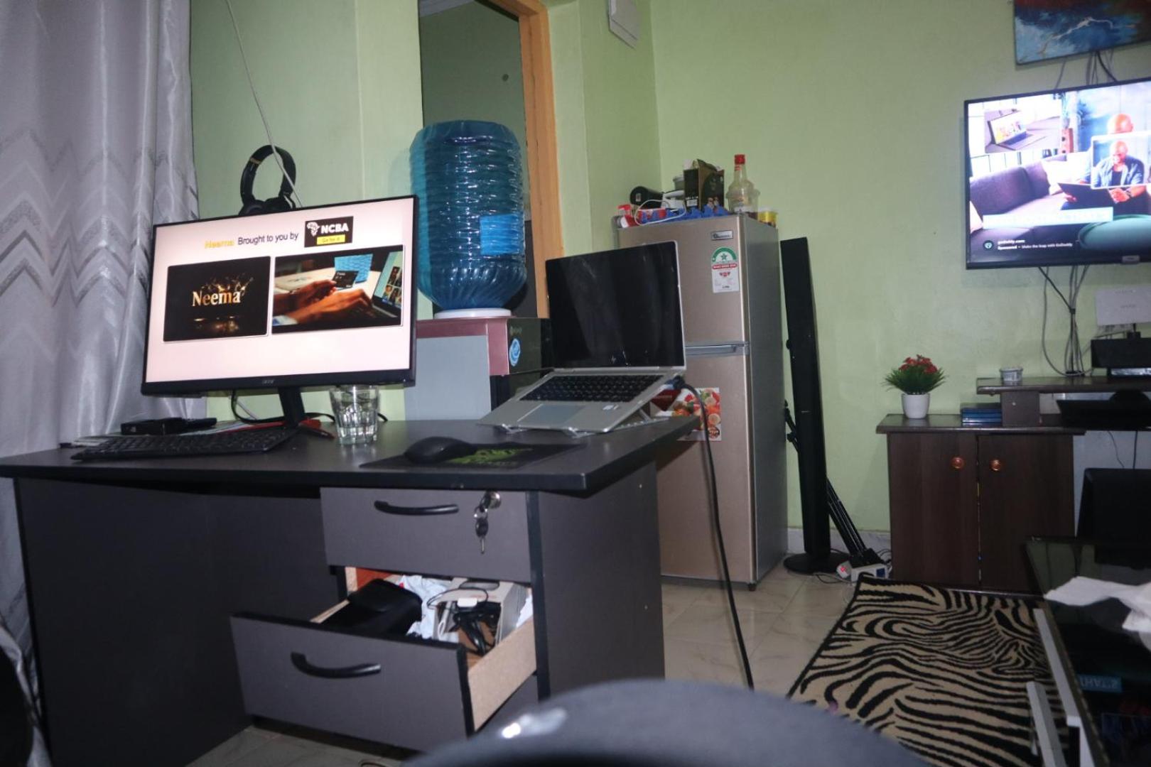 Cozy one bedroom in Egerton view 2
