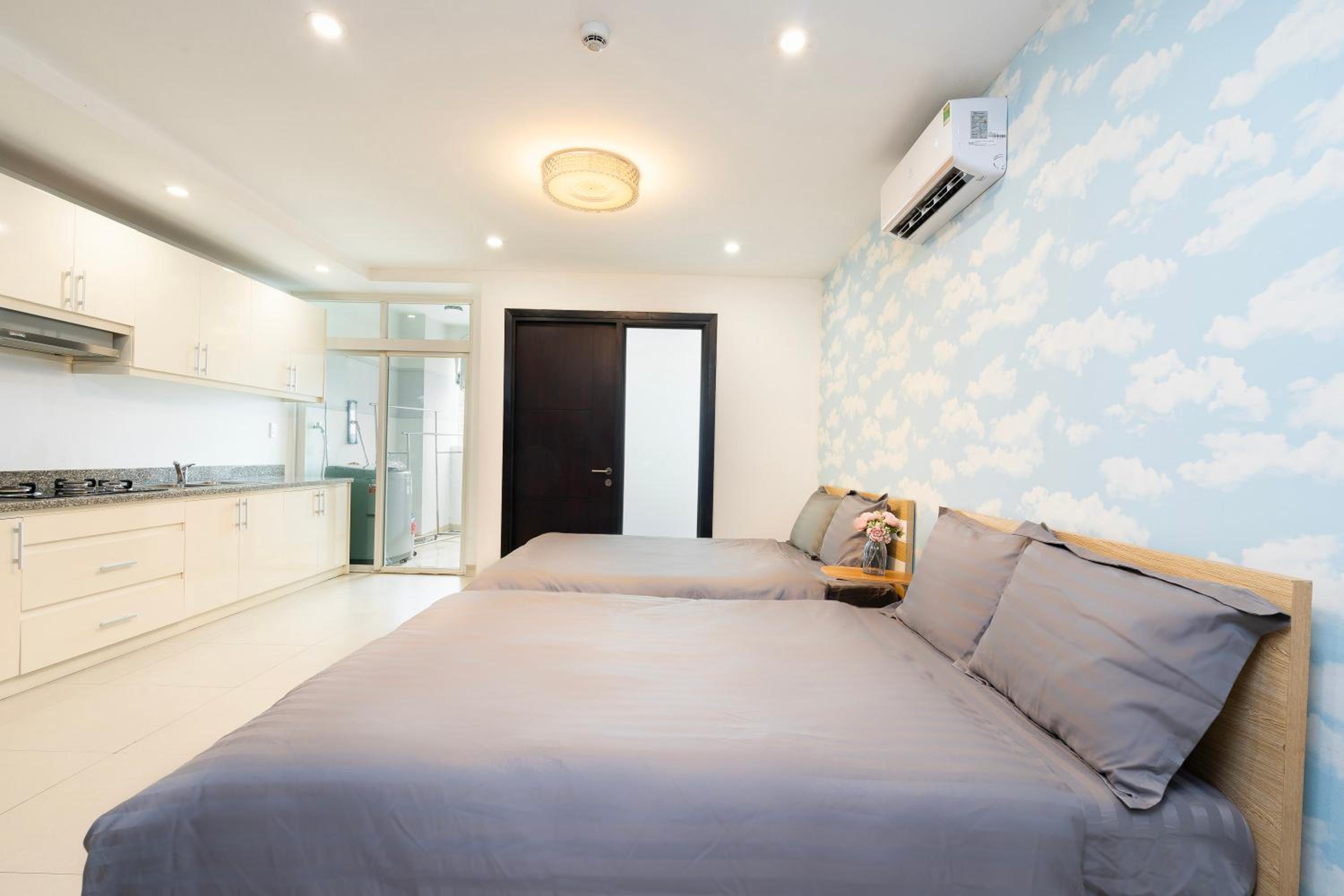Big two bedrooms Apart at the city center