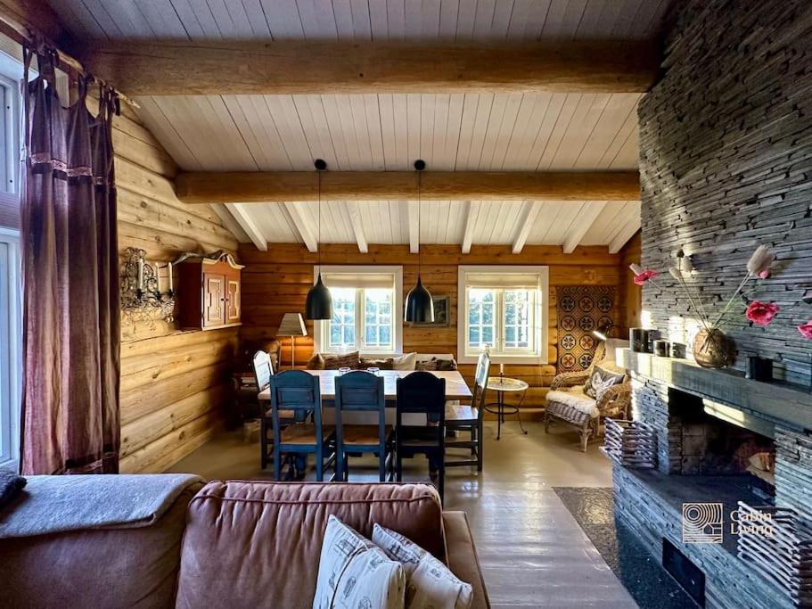 Log cabin in Hafjell with ski in ski out, sauna and view view 3