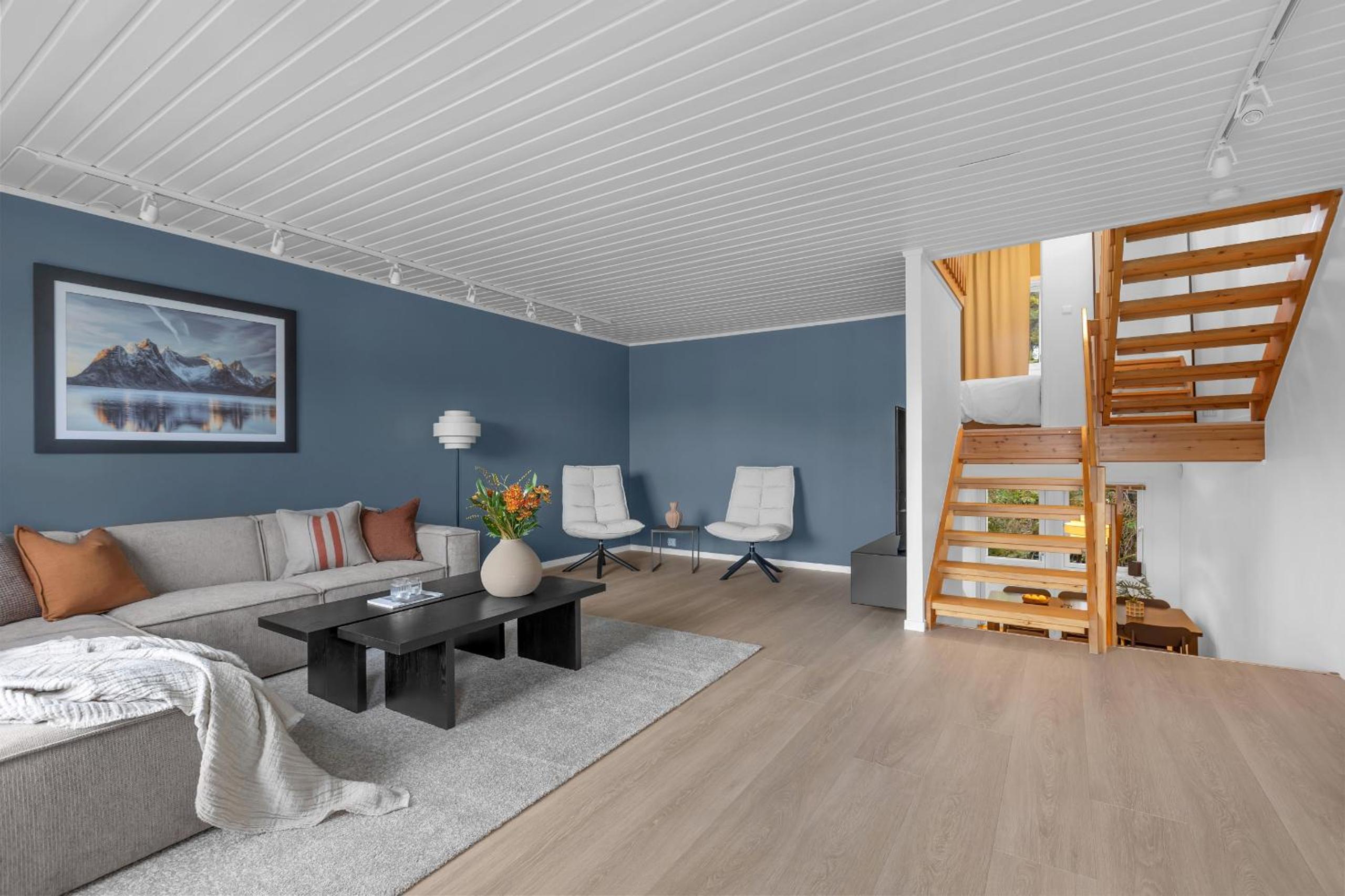 Northstay - Tromsø Terrace, Free Parking, Two bathrooms, Sleeps 8 view 2