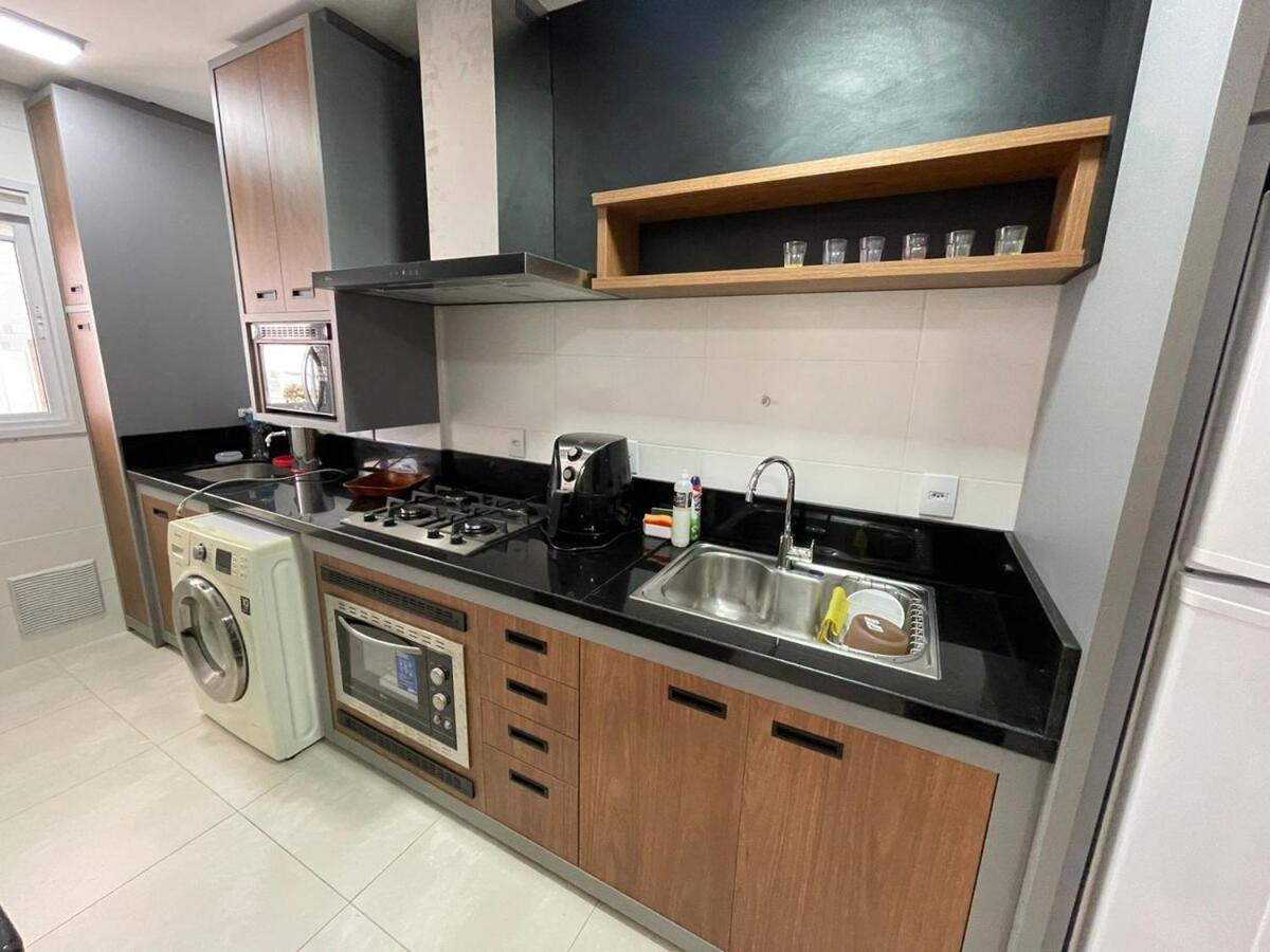 Cód 46 - Apartamento espetacular á 280m do mar