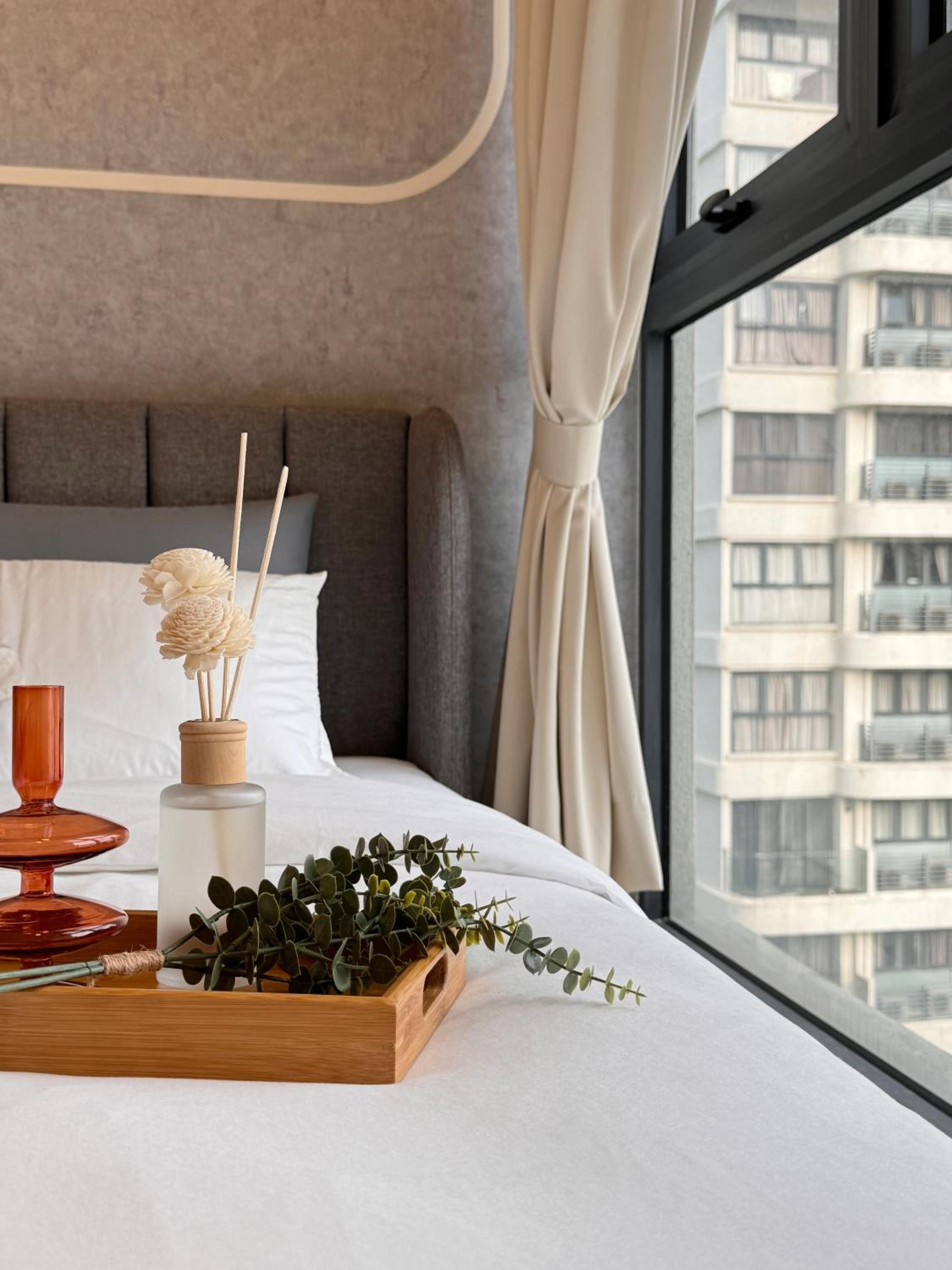 Muji Full Seaview Royal Strand with 2CarParks FOC Netflix Access and Youtube Premium 3Beds 3Bath for 6-12pax by Minshuku