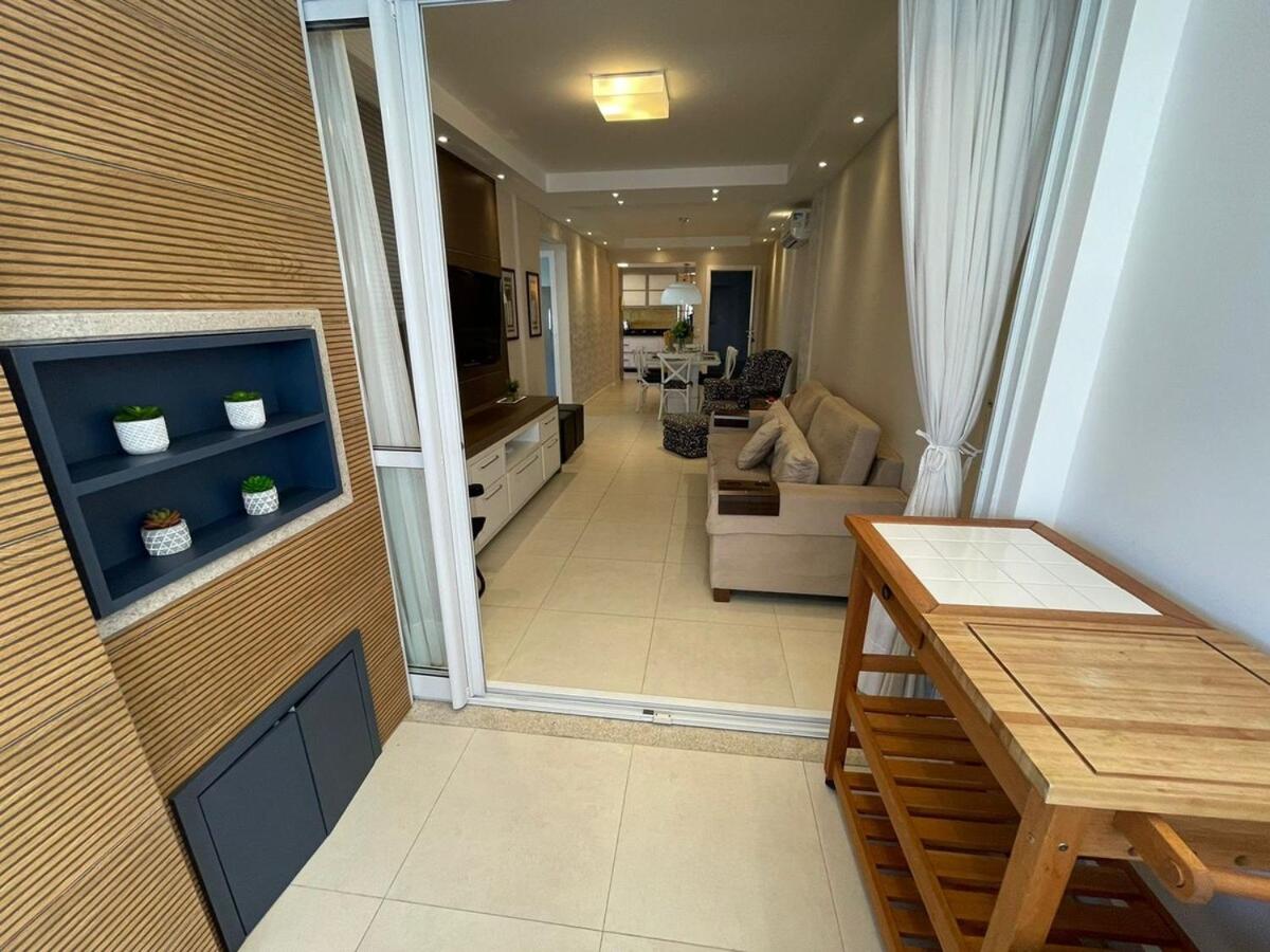 cód 56 - Apartamento á 300M do mar