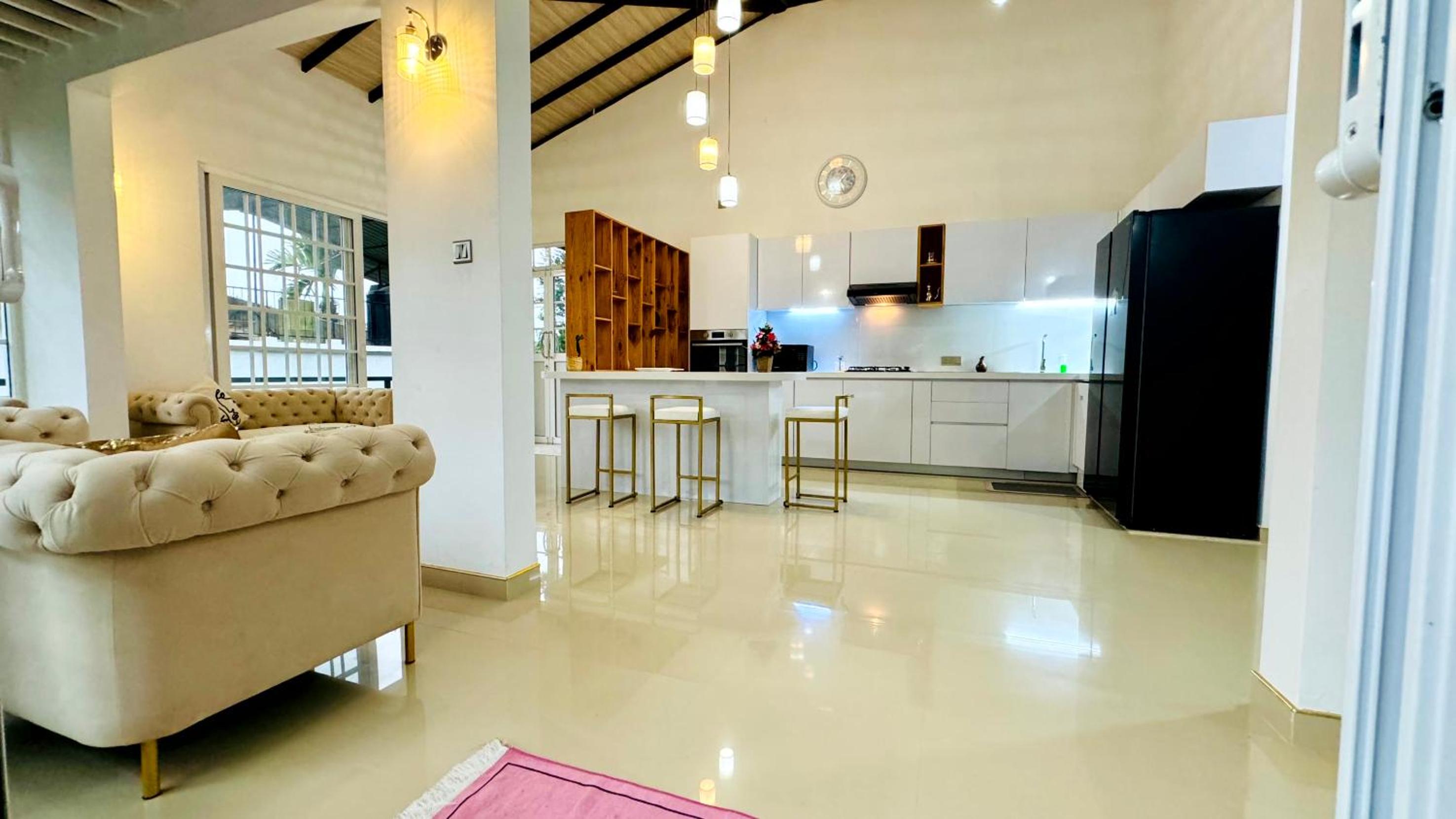 Liora Homestay