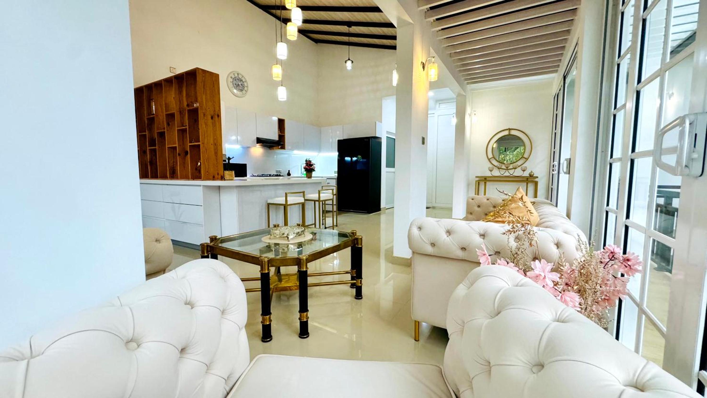 Liora Homestay