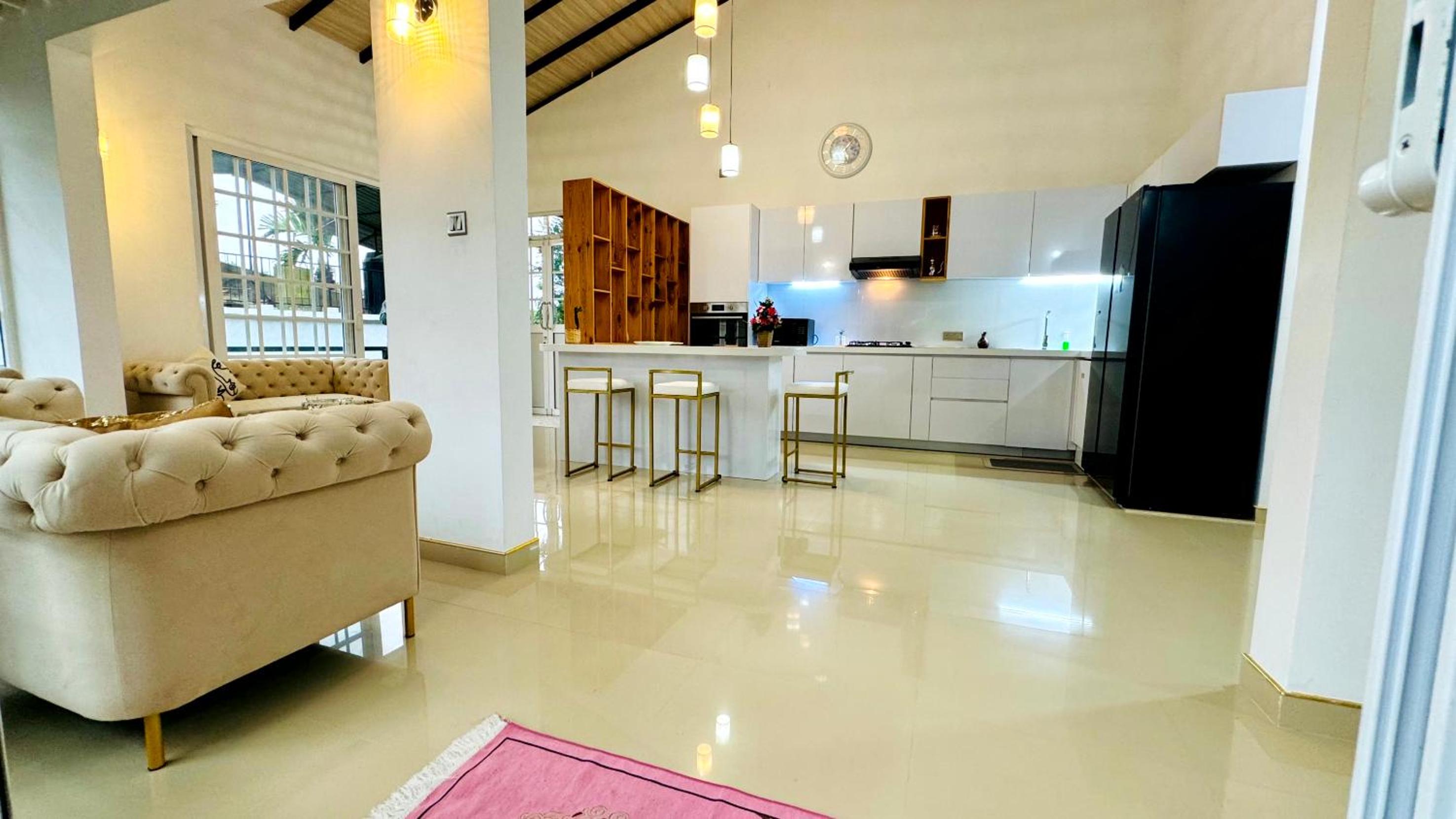Liora Homestay