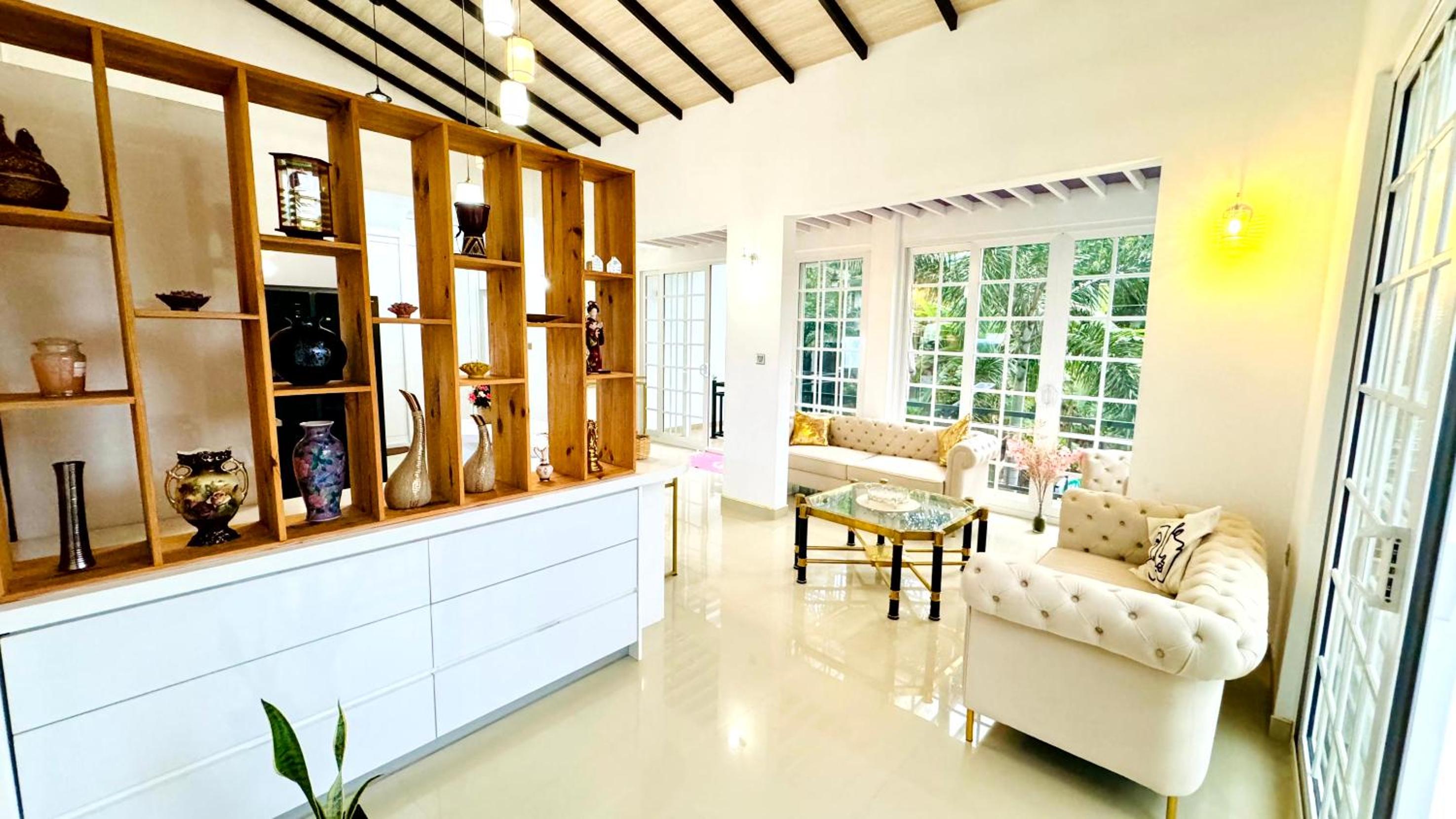 Liora Homestay