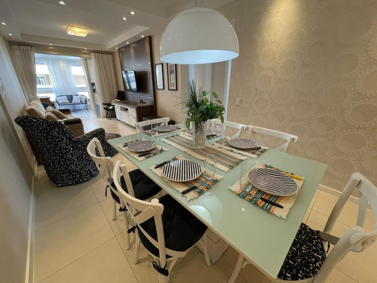 cód 56 - Apartamento á 300M do mar