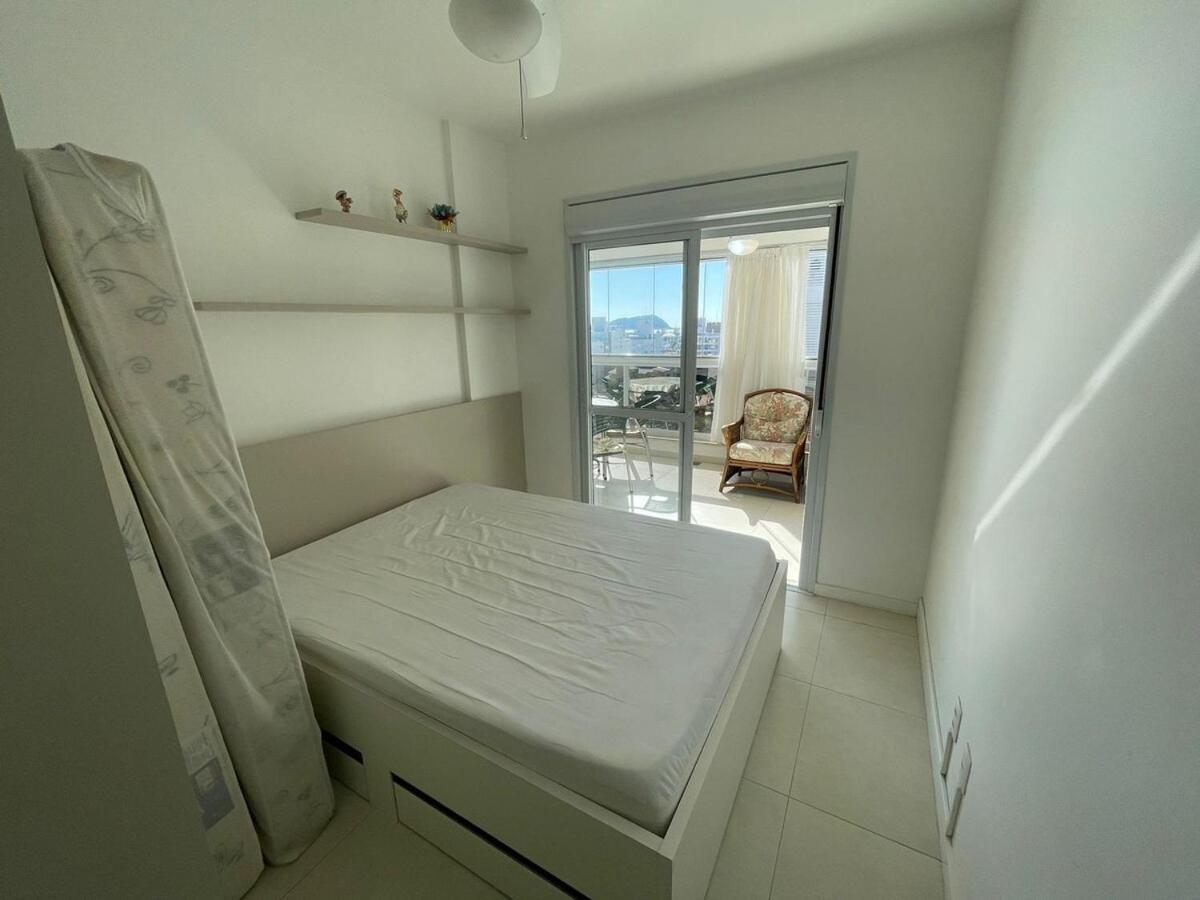 Cód 58 - Apartamento de 2 suítes com piscina.