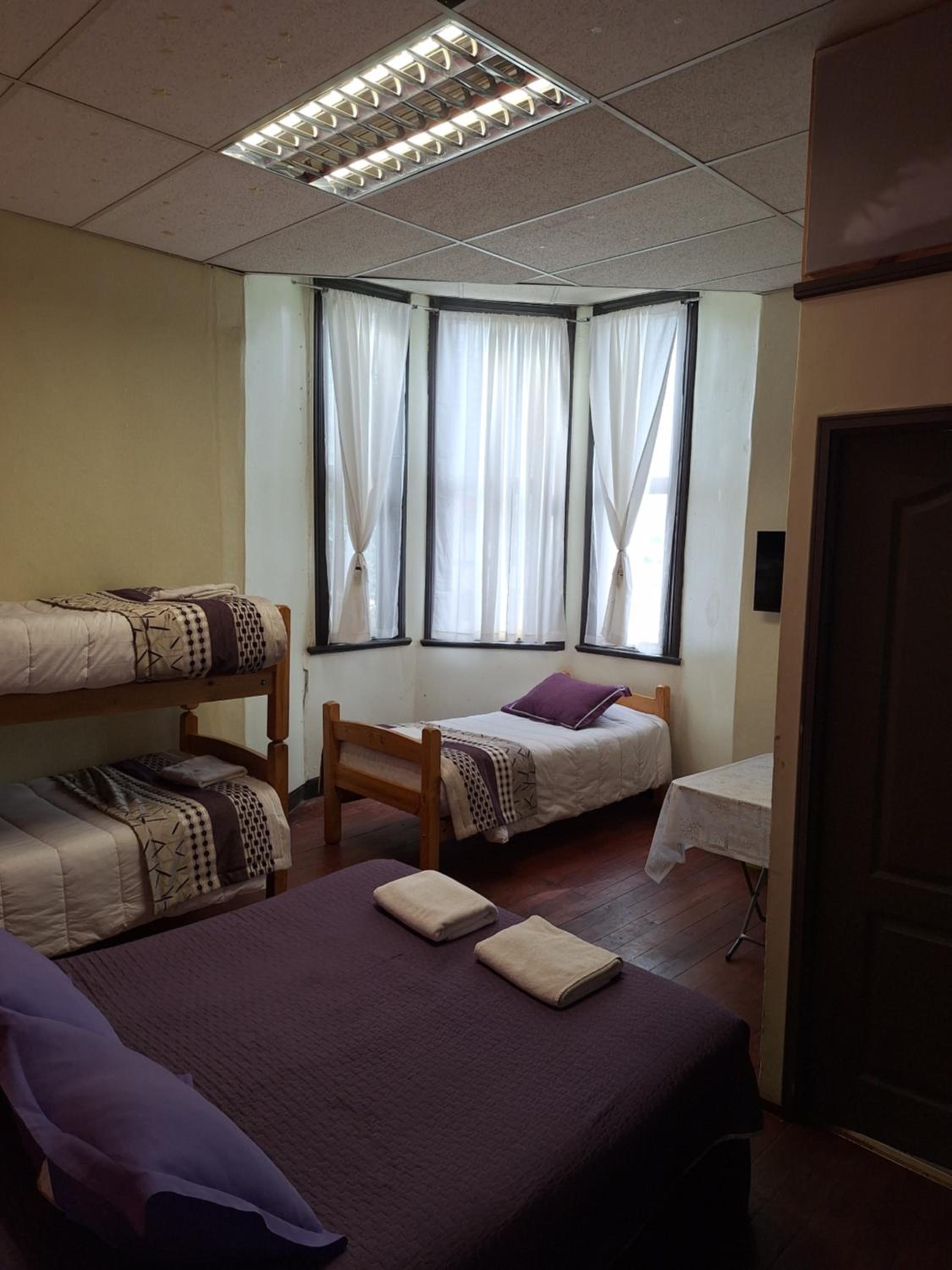 Hostal Residencia Blest Gana