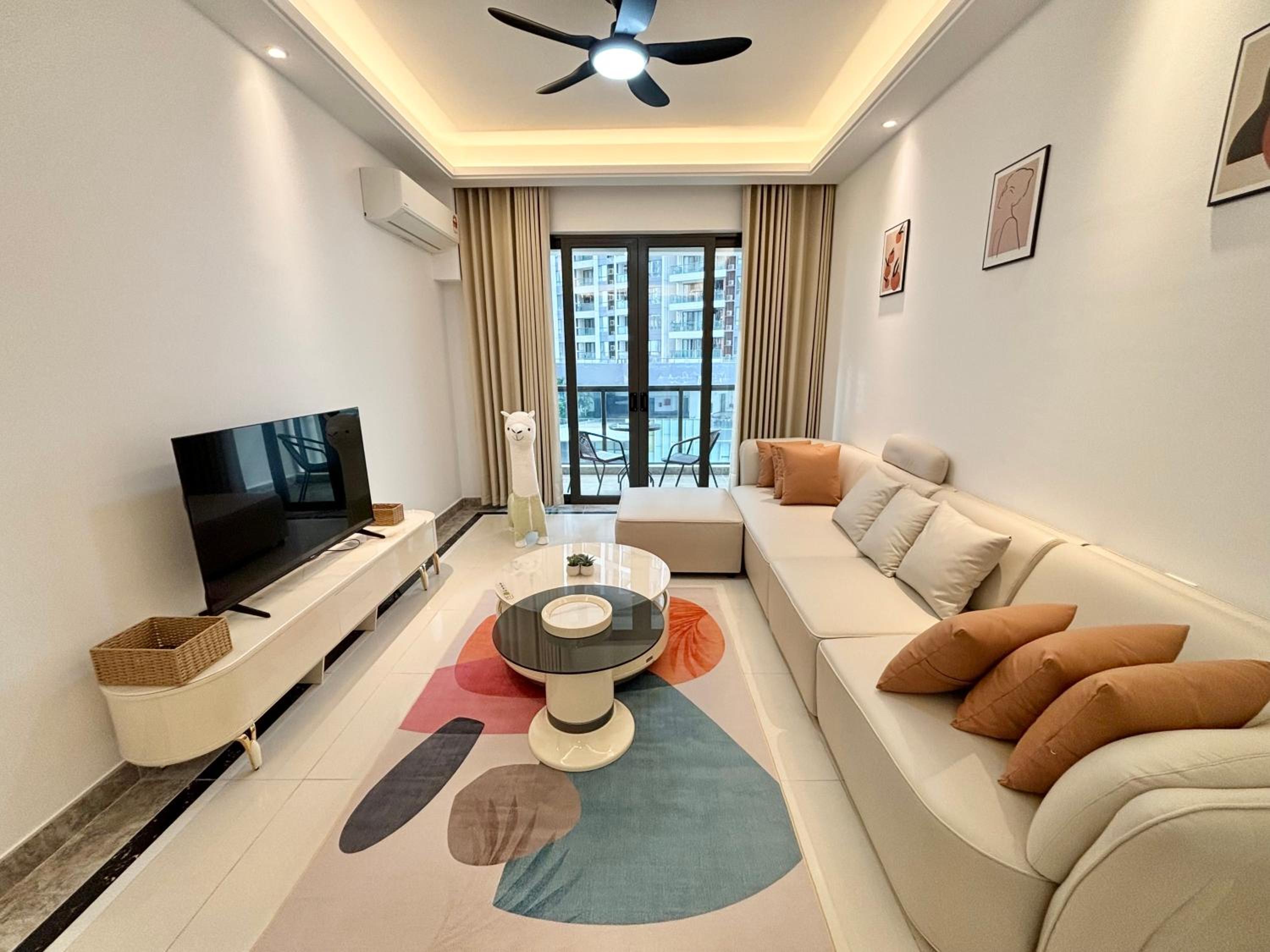 Family-Friendly 2BR near CIQ I Cozy & Lovely I R&F