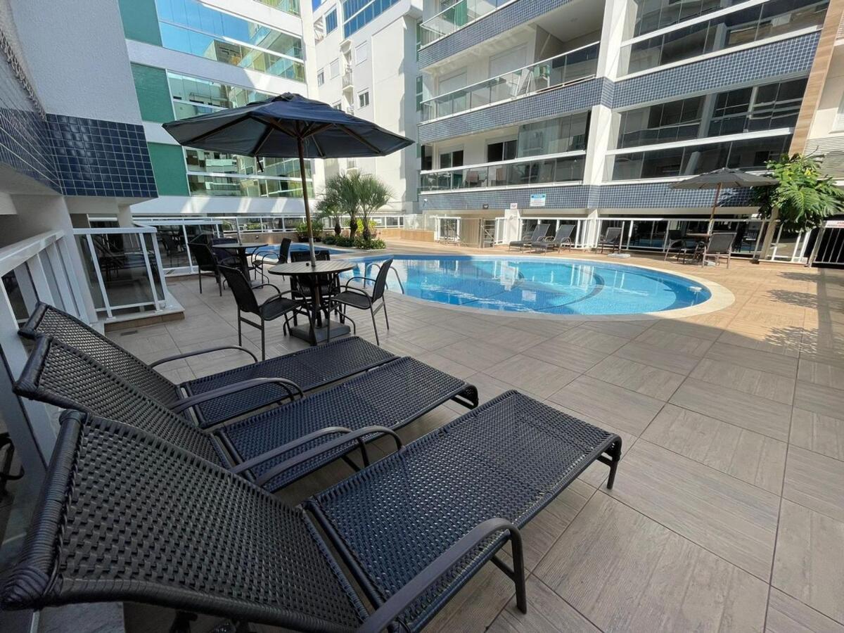 Cód 111 · Amplo apartamento no Residencial Plaza