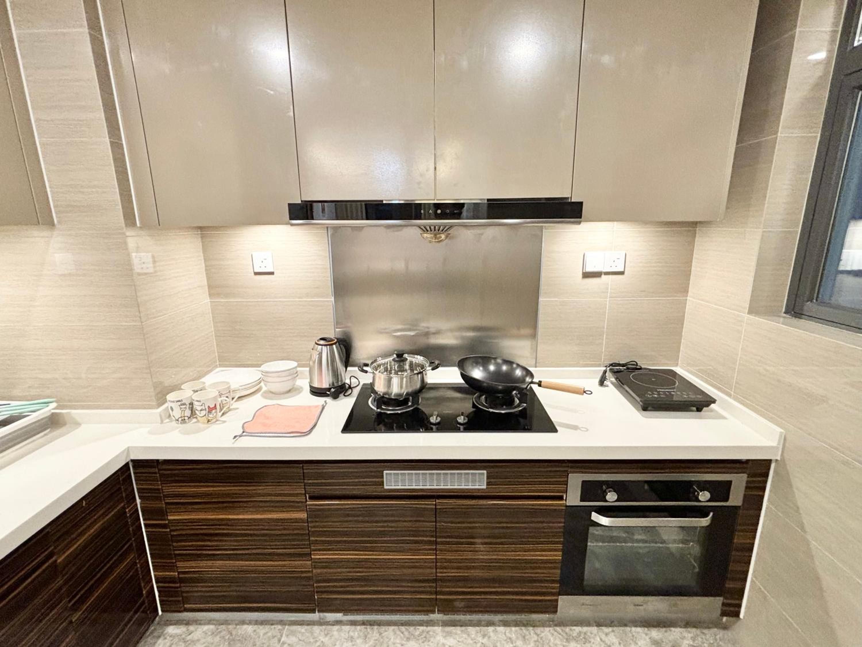 Family-Friendly 2BR near CIQ I Cozy & Lovely I R&F