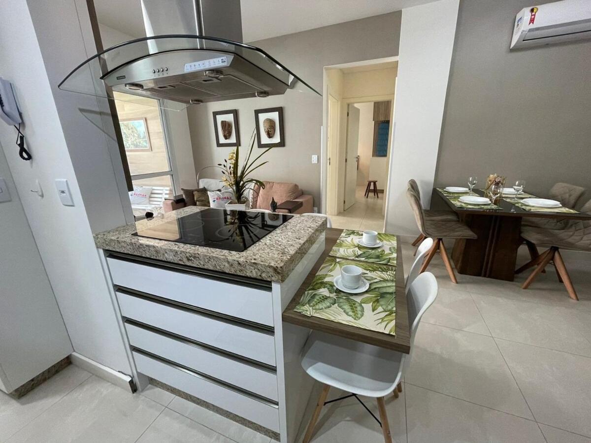 Cód 111 · Amplo apartamento no Residencial Plaza