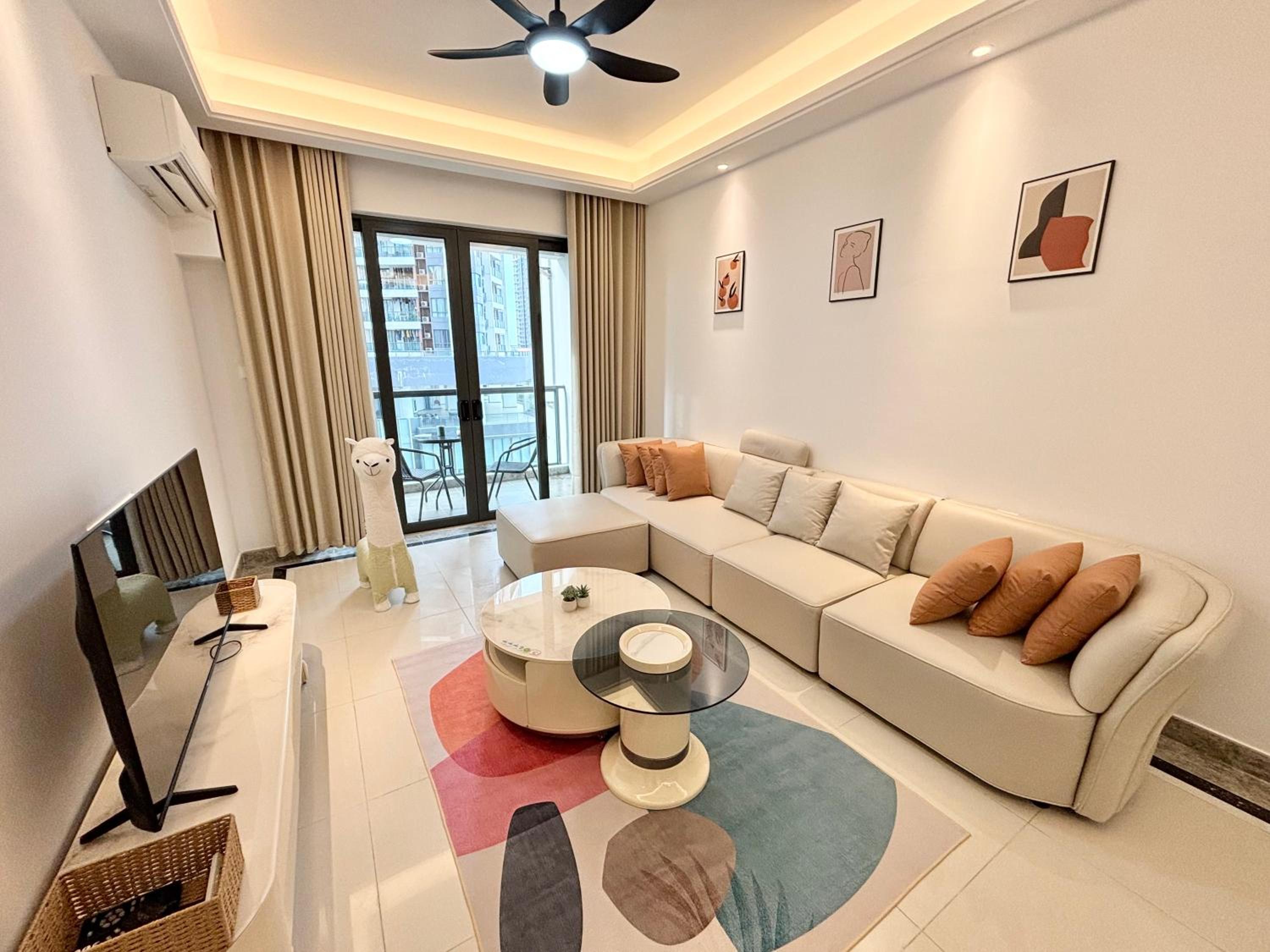 Family-Friendly 2BR near CIQ I Cozy & Lovely I R&F