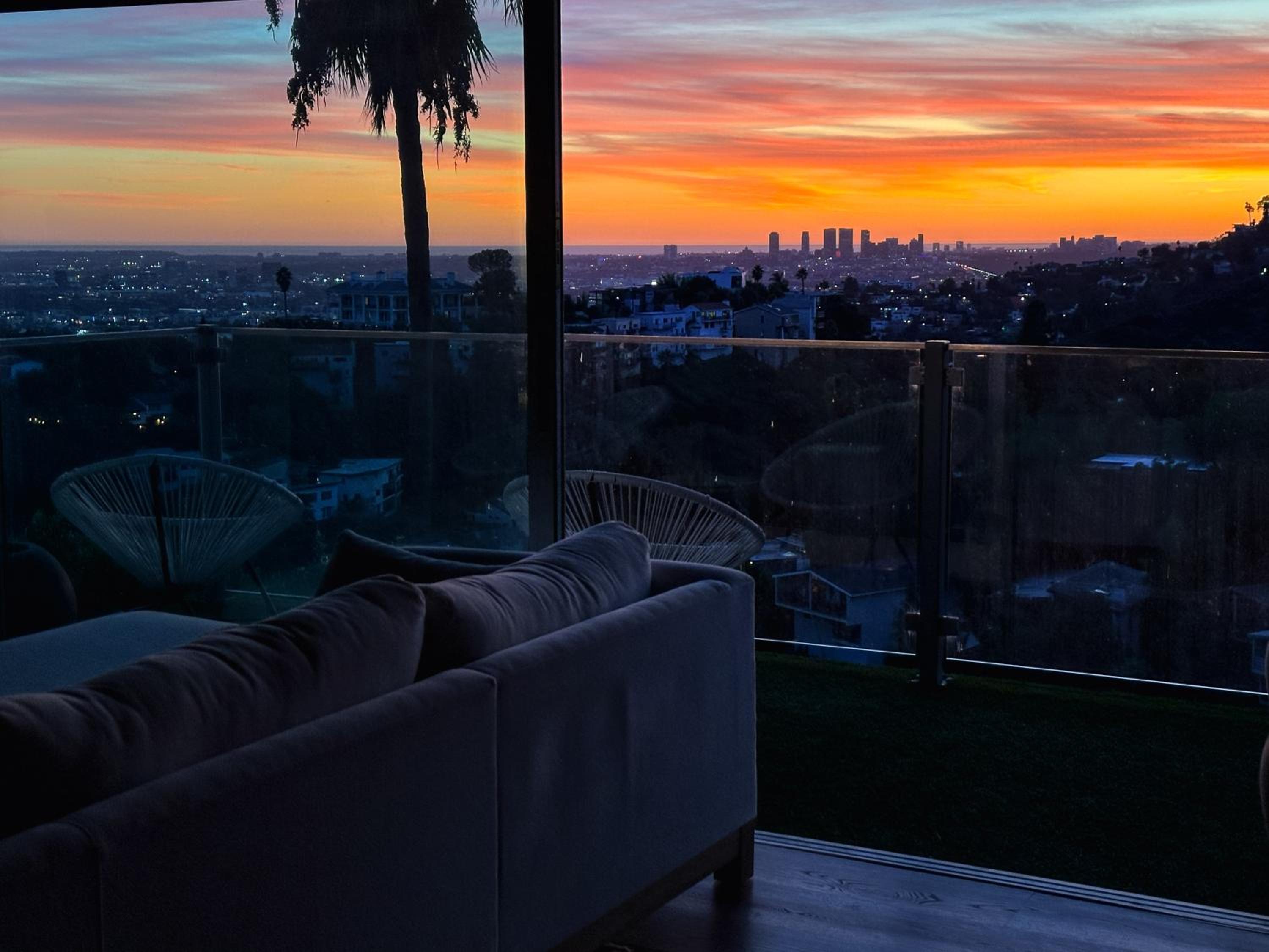 Stunning Views Hollywood Hills Lux Living