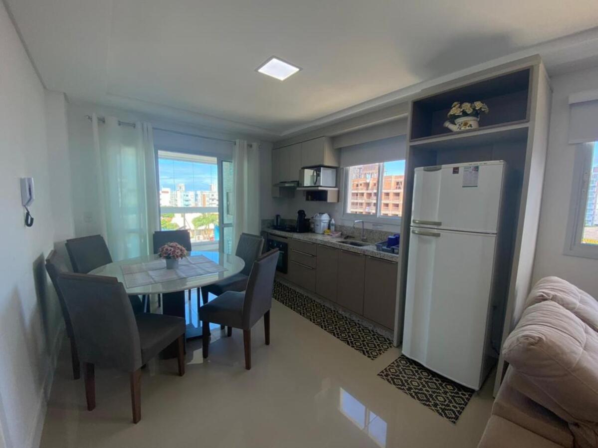 cód 138 · Apartamento de 3 dormitórios com vista para o mar