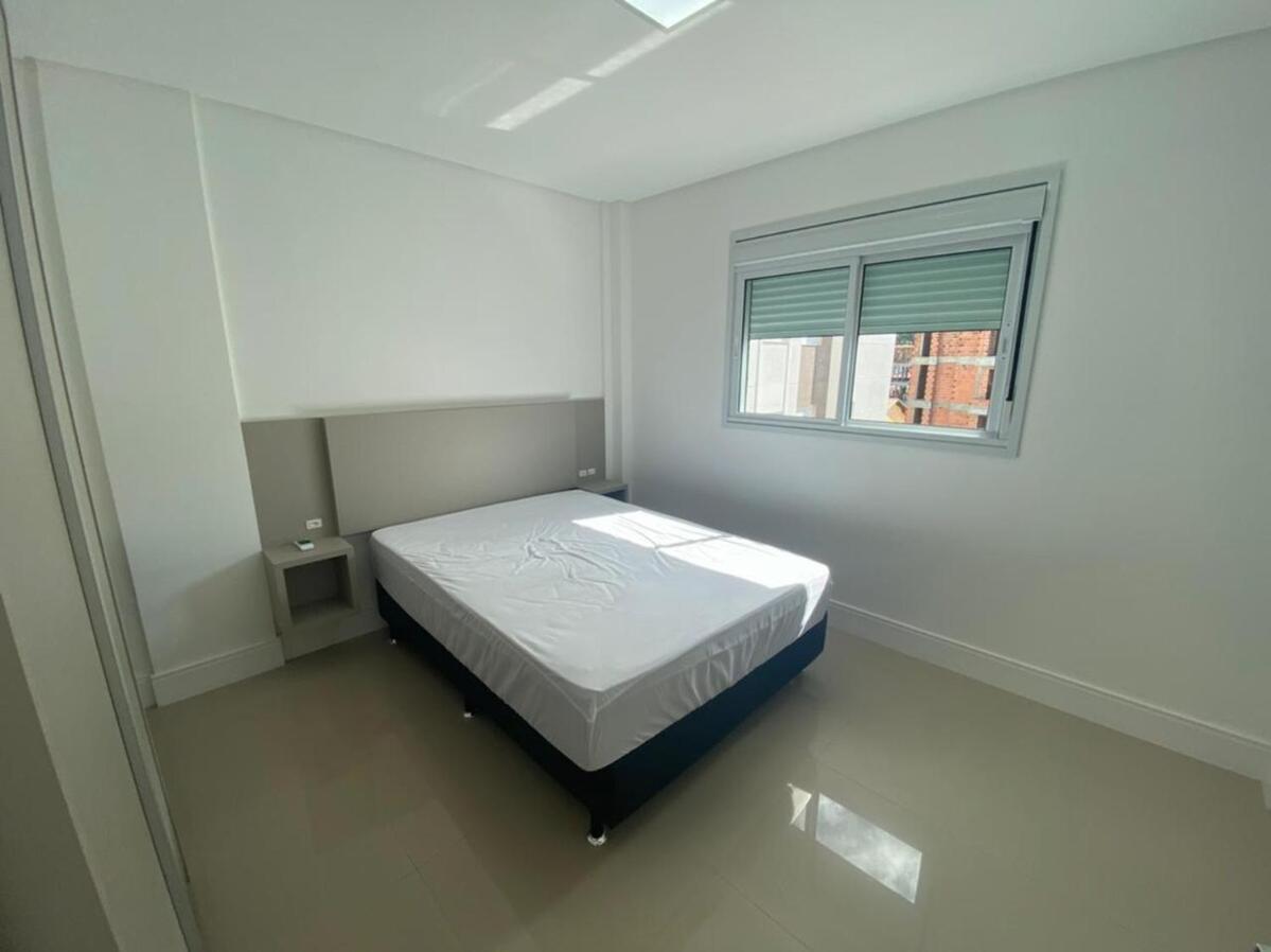 cód 138 · Apartamento de 3 dormitórios com vista para o mar