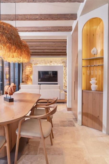Calliope, Epic Elegance Retreat view 4